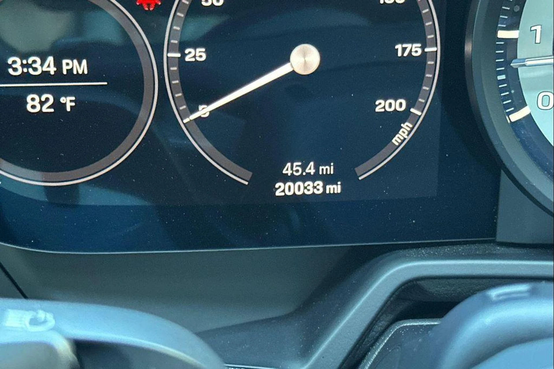 mph031_504345399_h_MF_Til_Ad_X_Jw_Ycjf97_J_Rx_UEW_5_Bu8_2f28e5f35b