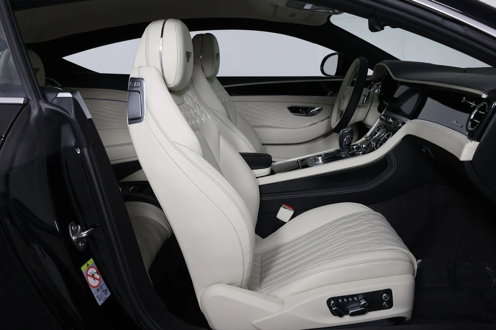 mph031_506987227_8d2f5e4b7a2c29bbc5ba6e076e97e4c2_2f68dfef47