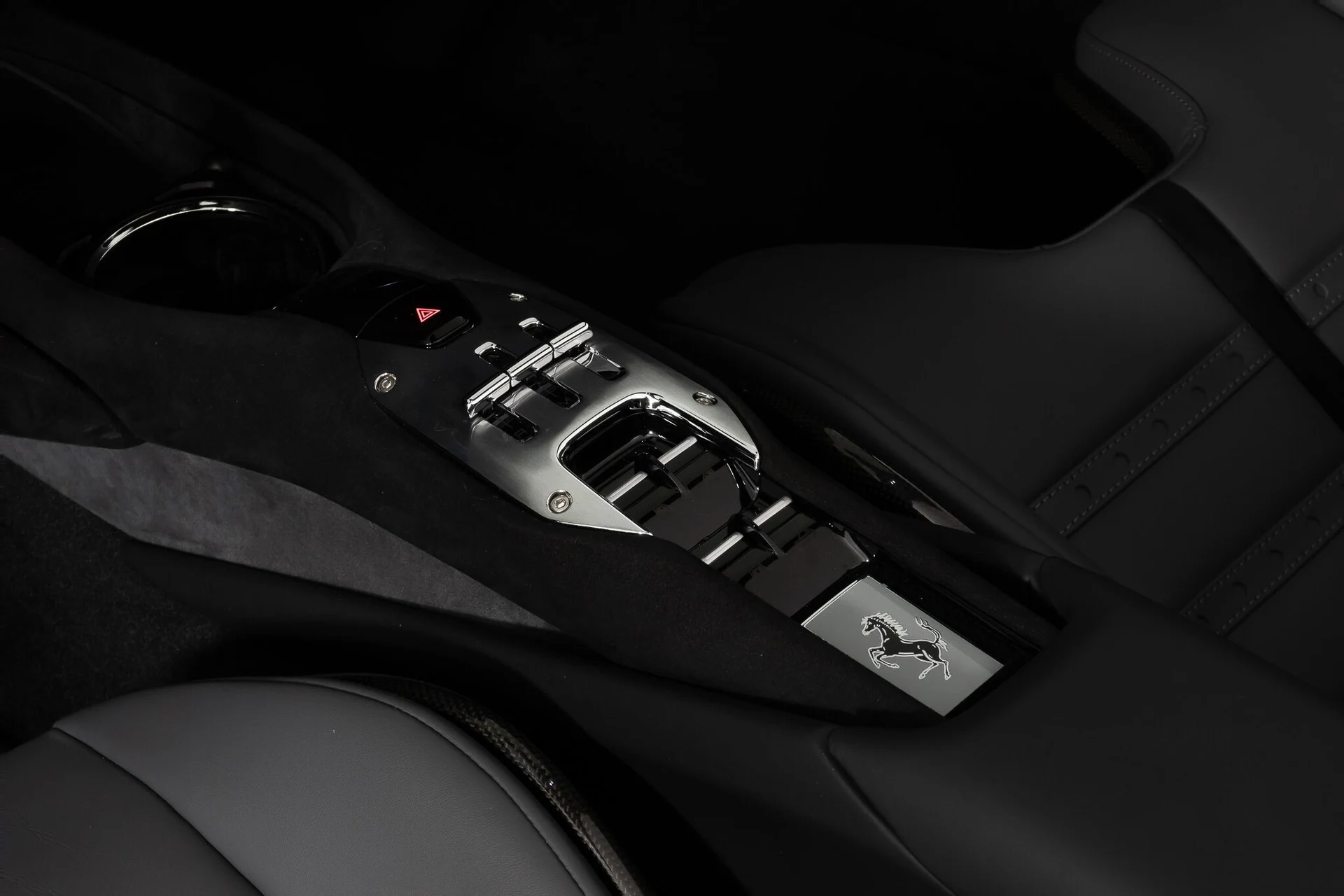 mph031_518653209_950d5e48b74a95825a570b0d9be33a31_167a69c641