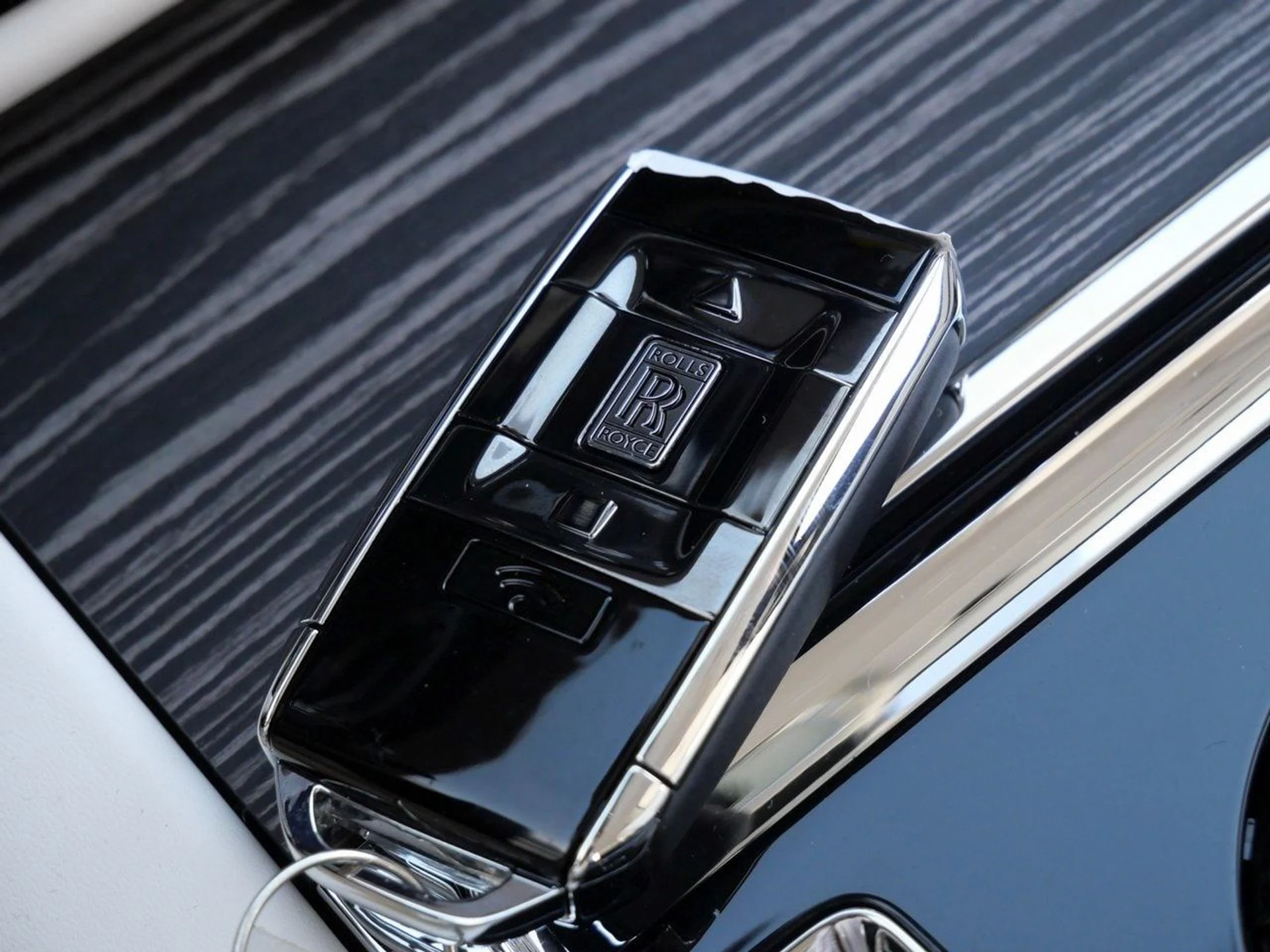 mph031_520168171_a7d3232abd6ad35cc0a6f985d5c1b2f7x_02d46b26d0