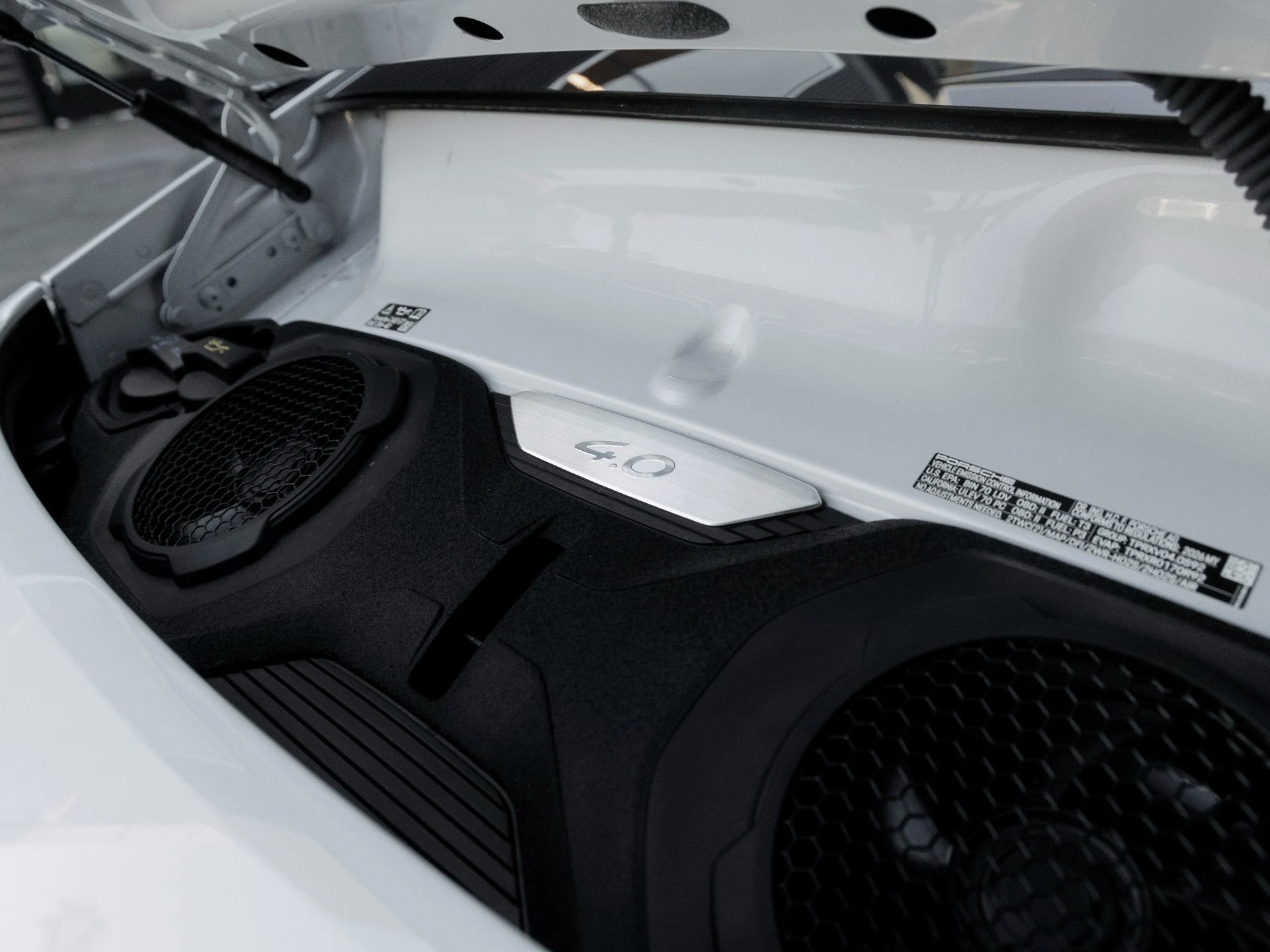 mph031_521421203_32_e3922b0e38