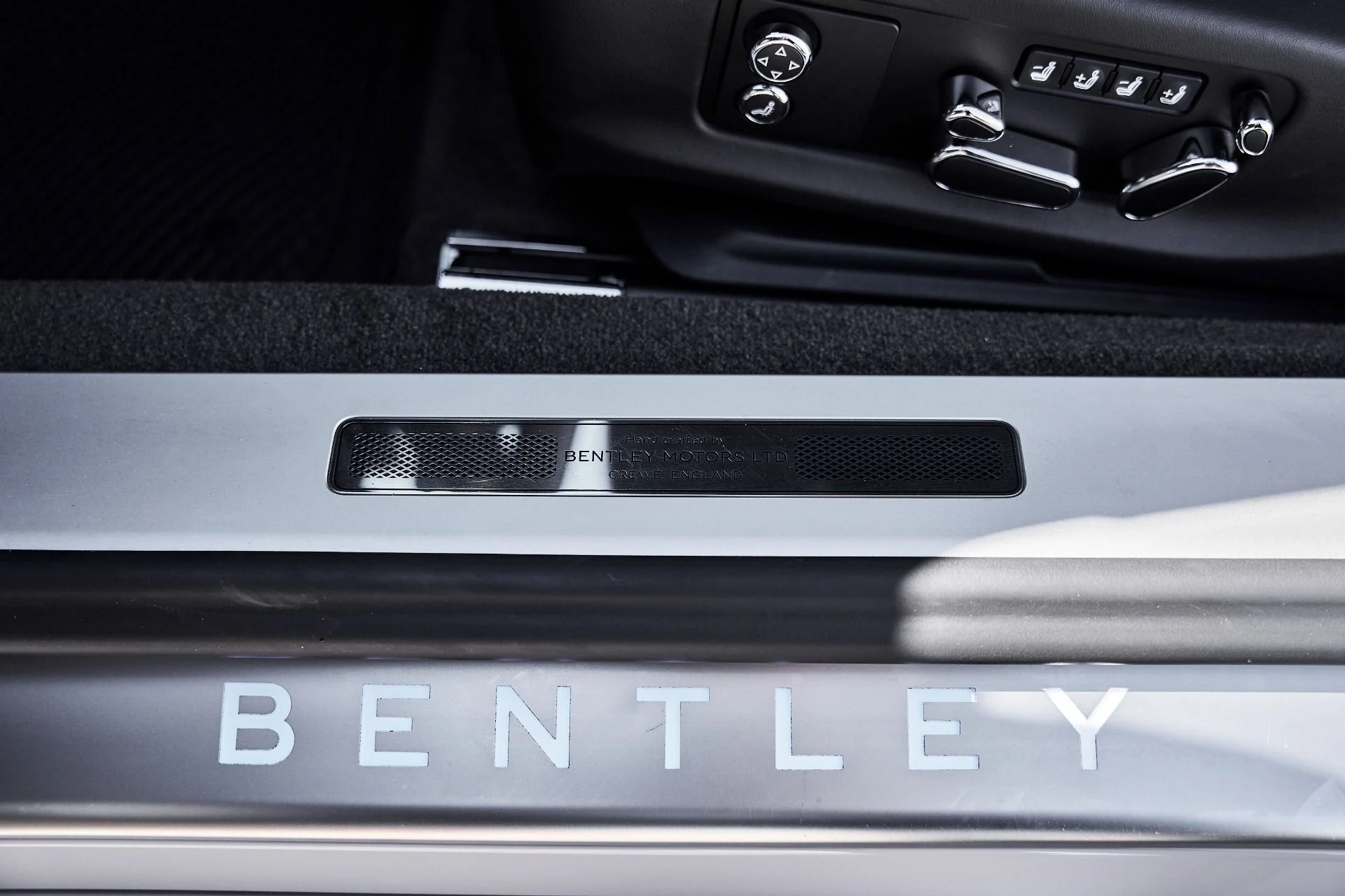 mph031_524329462_Used_2021_Bentley_Continental_GT_1781576066_582da899ec