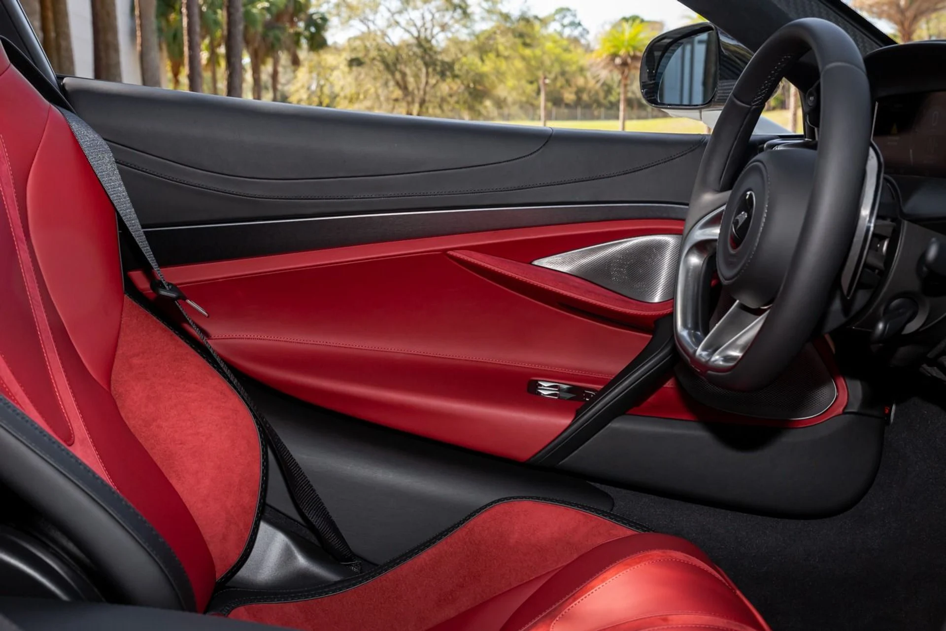 mph031_537220808_420_p32_l_a4c5332857