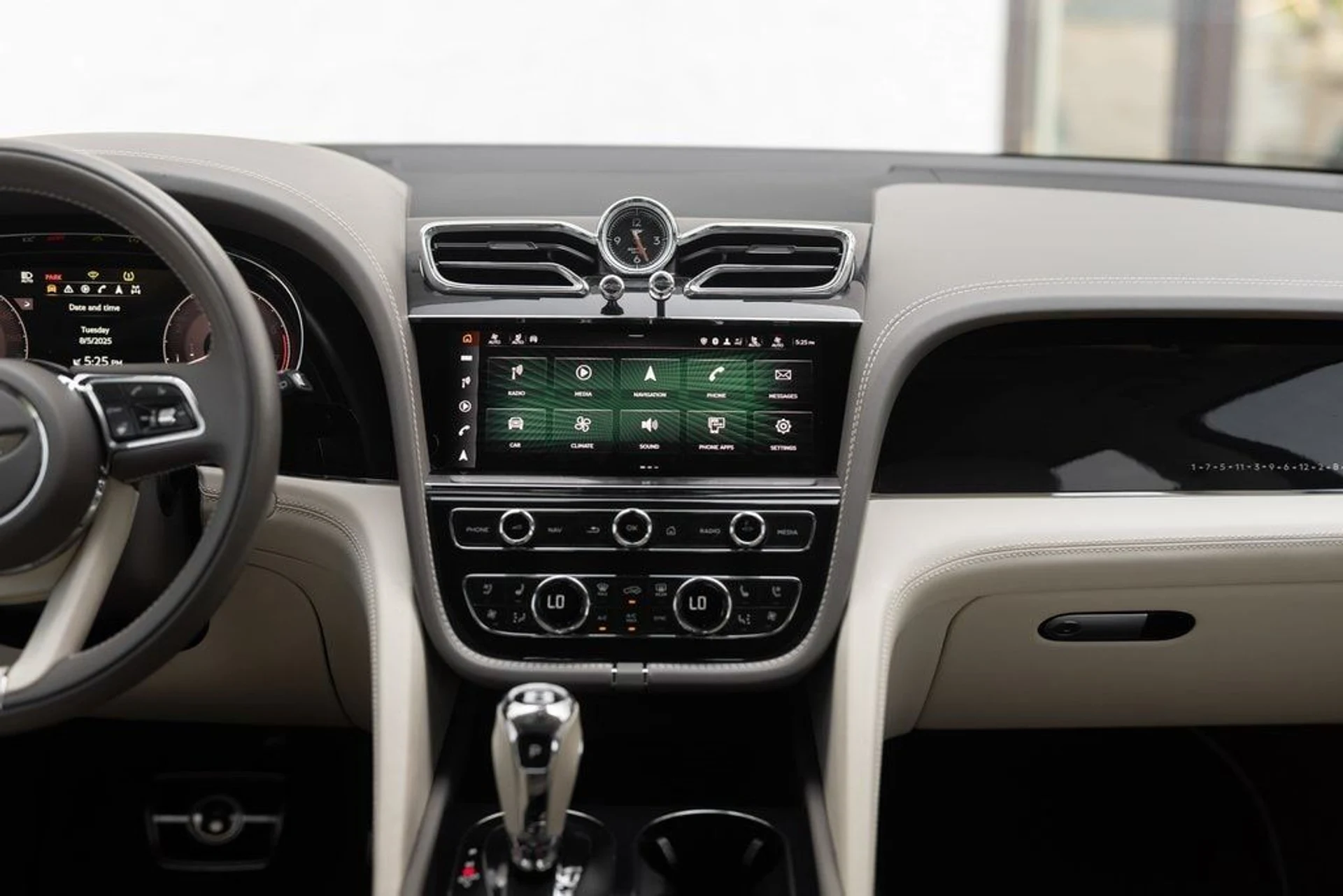 mph031_541355095_7b2edfee1b3690a64f6c8dc9efcd8b29x_5c2ef06f08