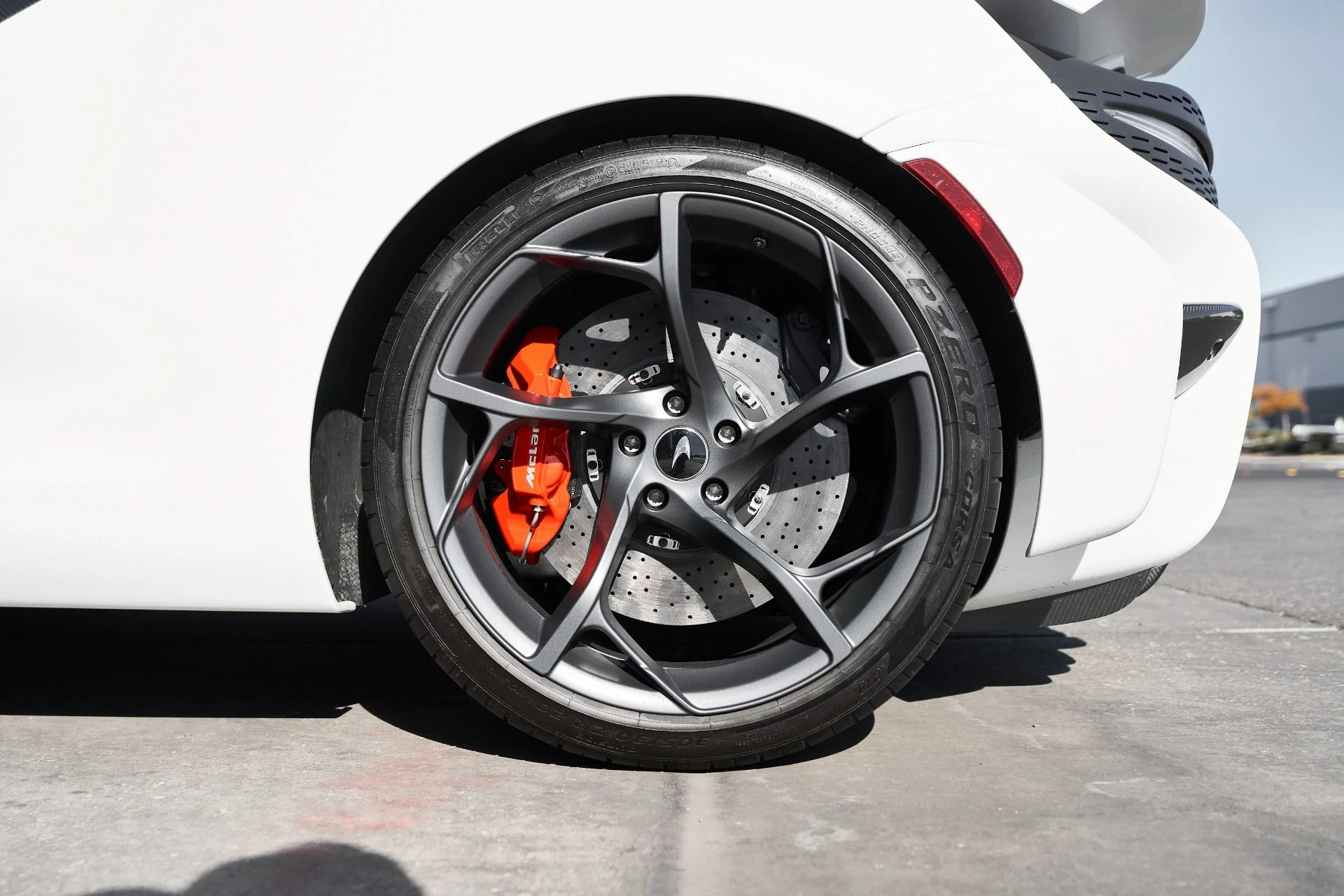 mph031_547652737_Used_2021_Mc_Laren_Elva_1762815310_074357e3c8