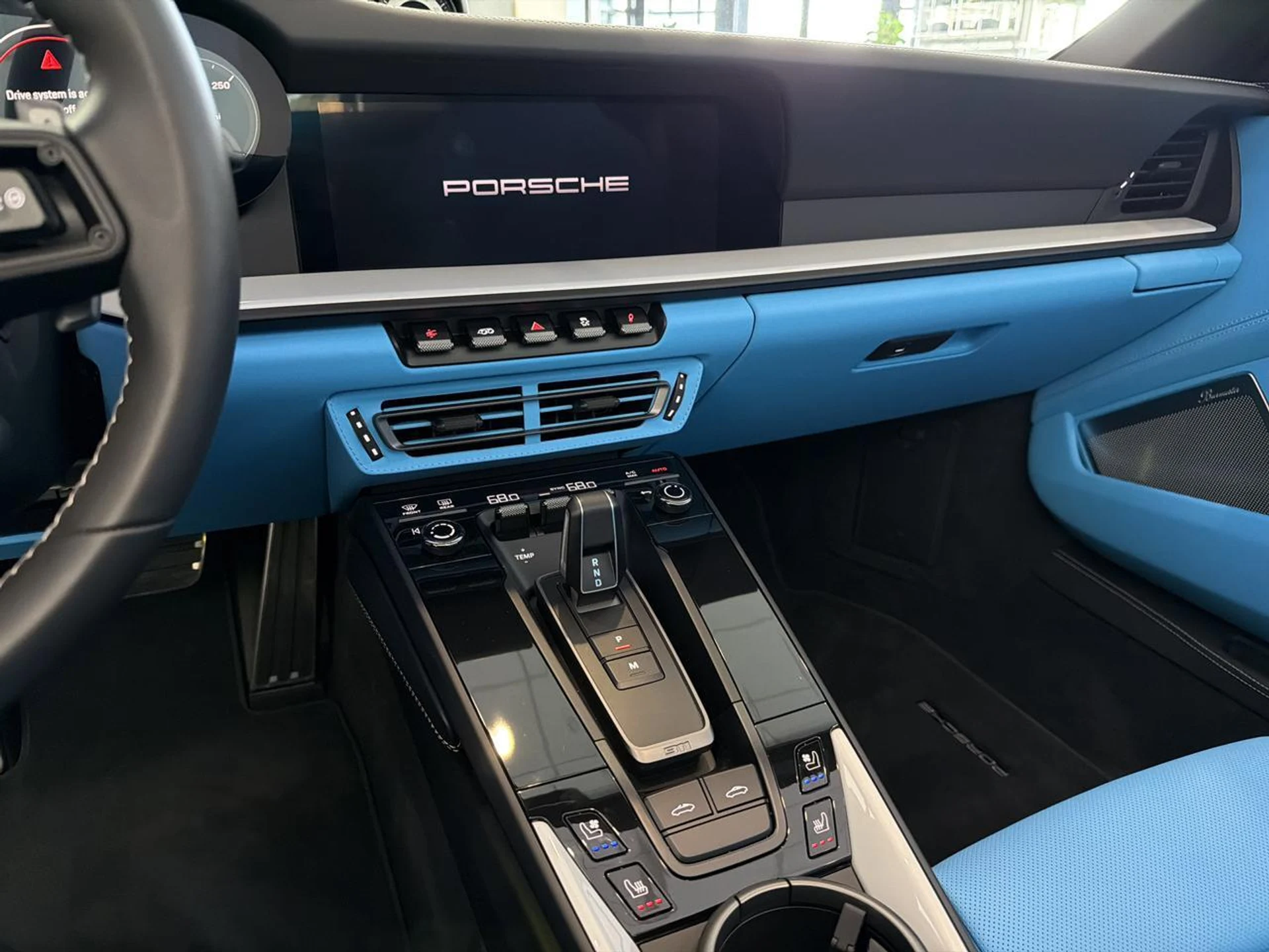 mph031_55702544_3adc354d689de59daf6dee45ae220d70_8a83c327a0