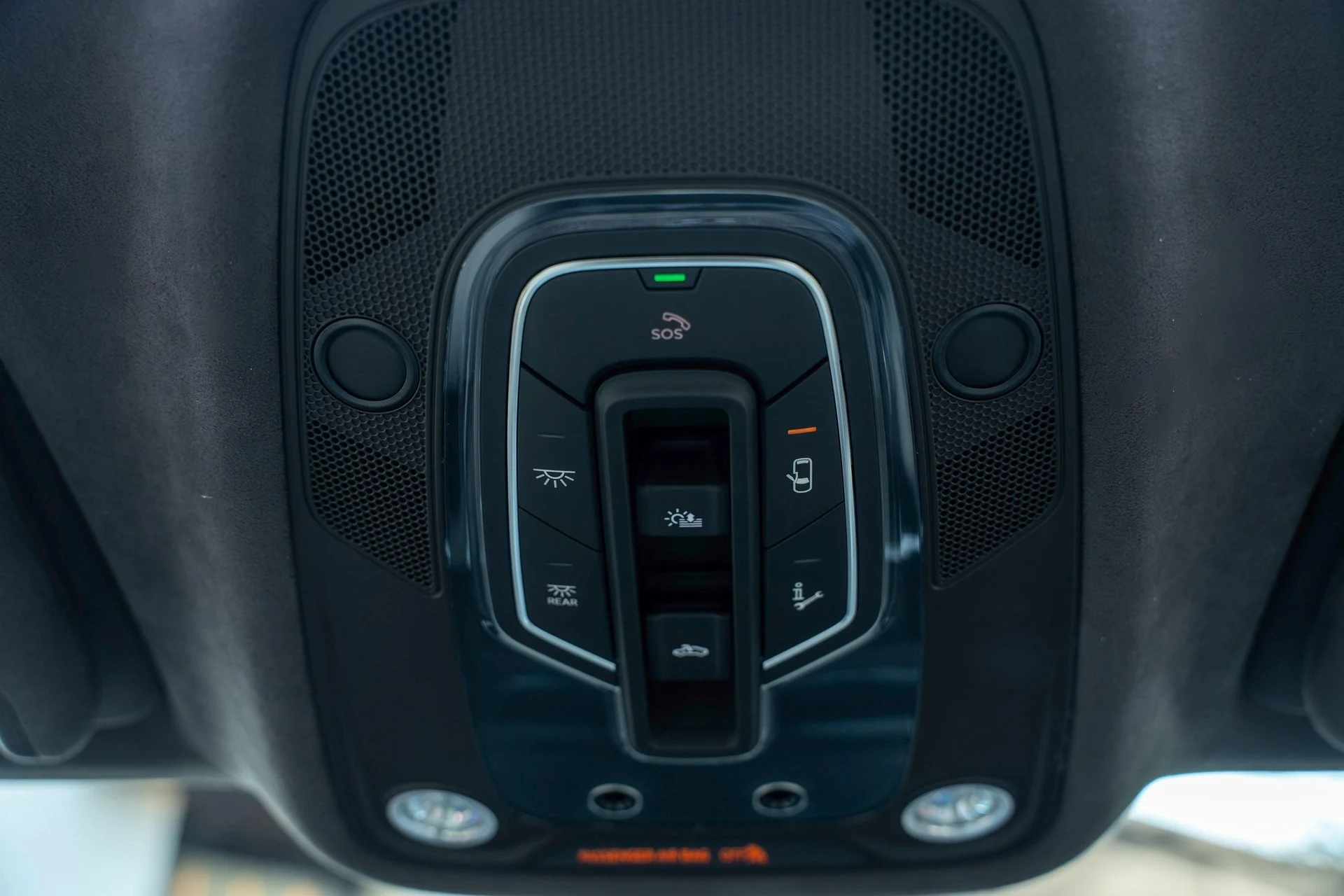 mph031_559785448_470962090_69063cb2ca1ae070f76ad711_e5b666e132