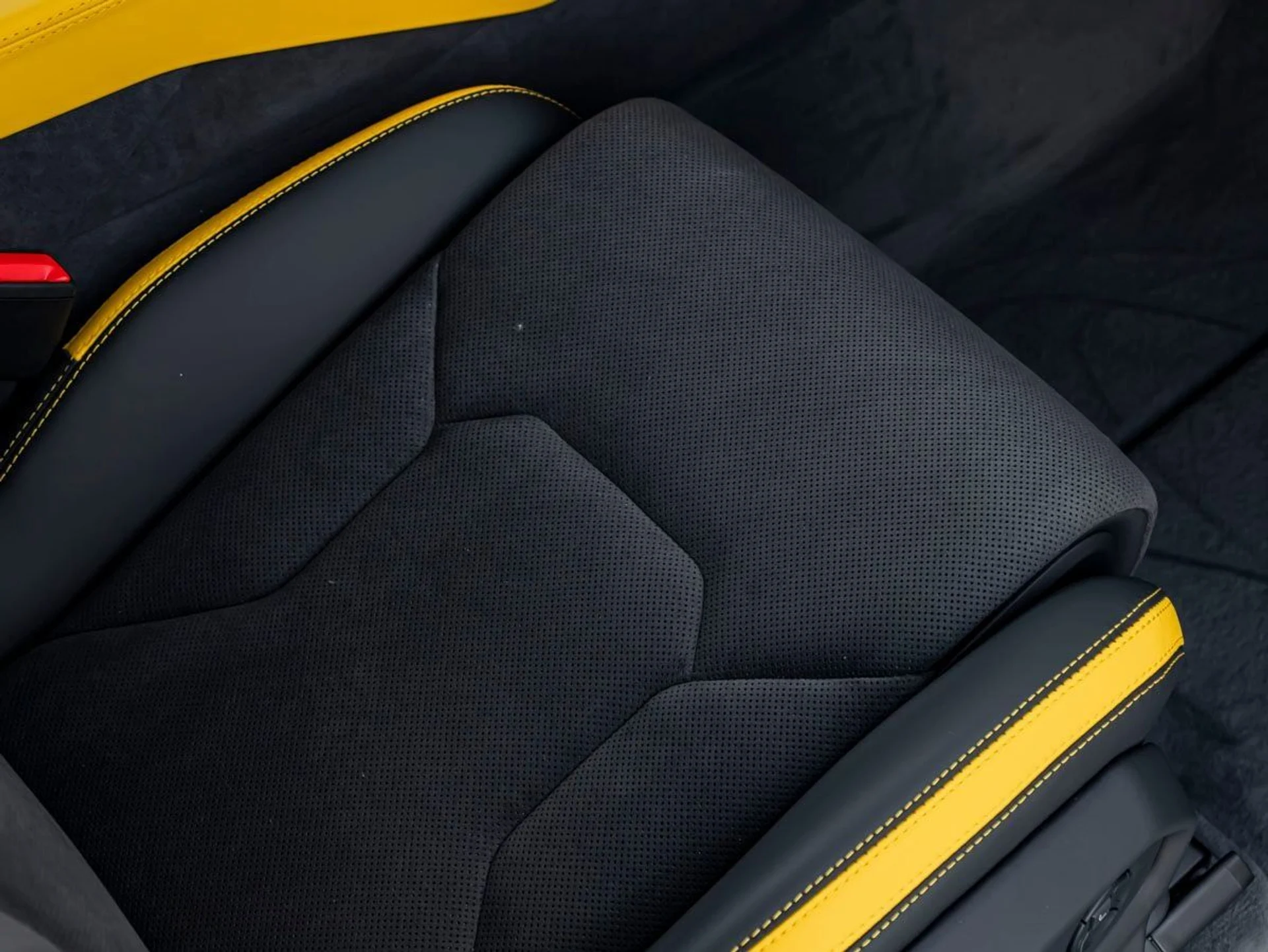 mph031_563488961_32_87fabbac5e