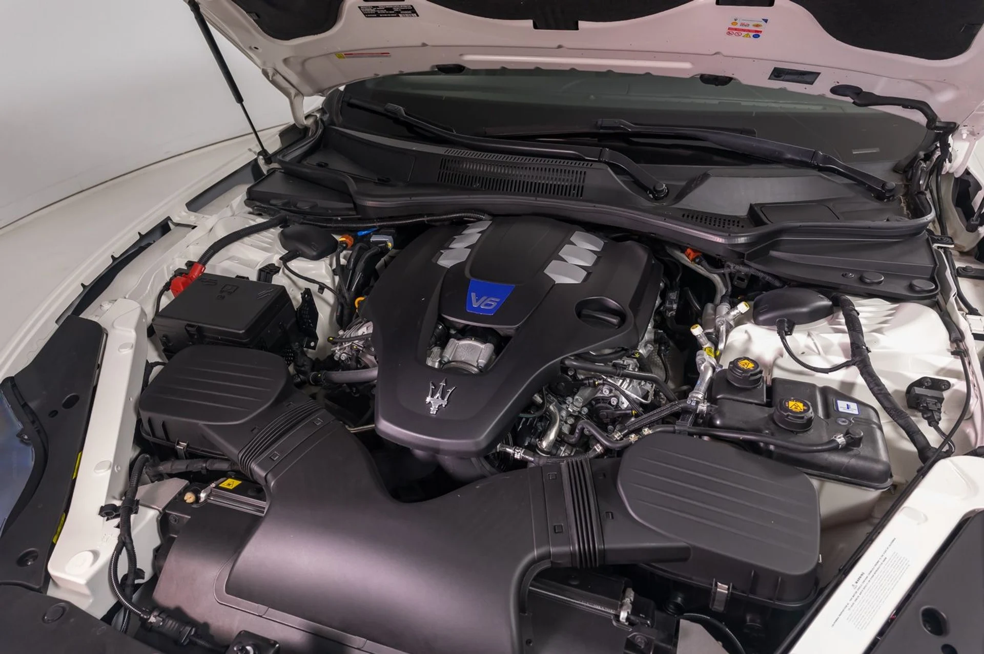 mph031_573176977_9b545e0f87514974afb743b2c9add805_e38d55c3fe