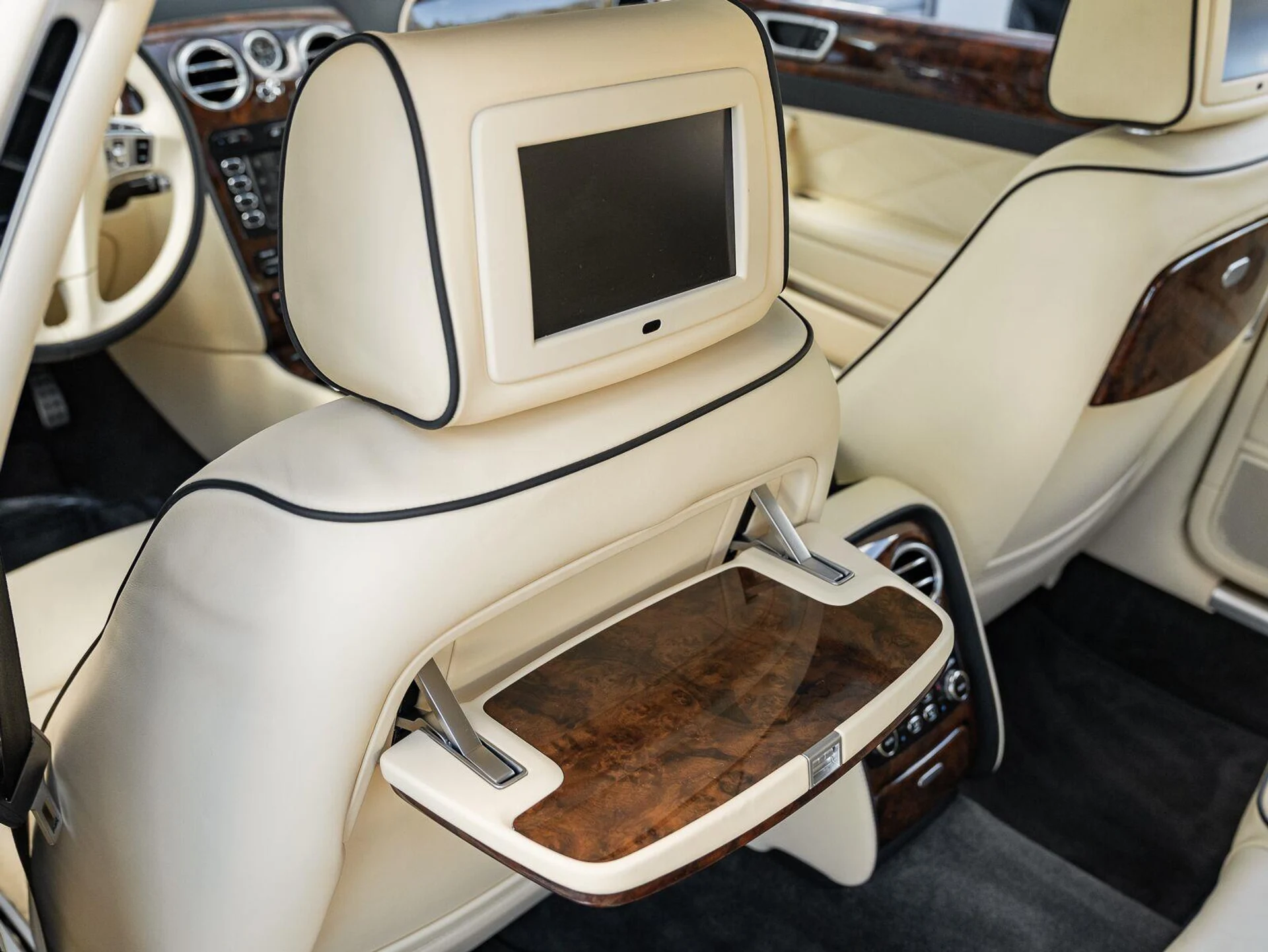 mph031_575708879_Used_2011_Bentley_Continental_Flying_Spur_Speed_1792185145_2c72fb7d98