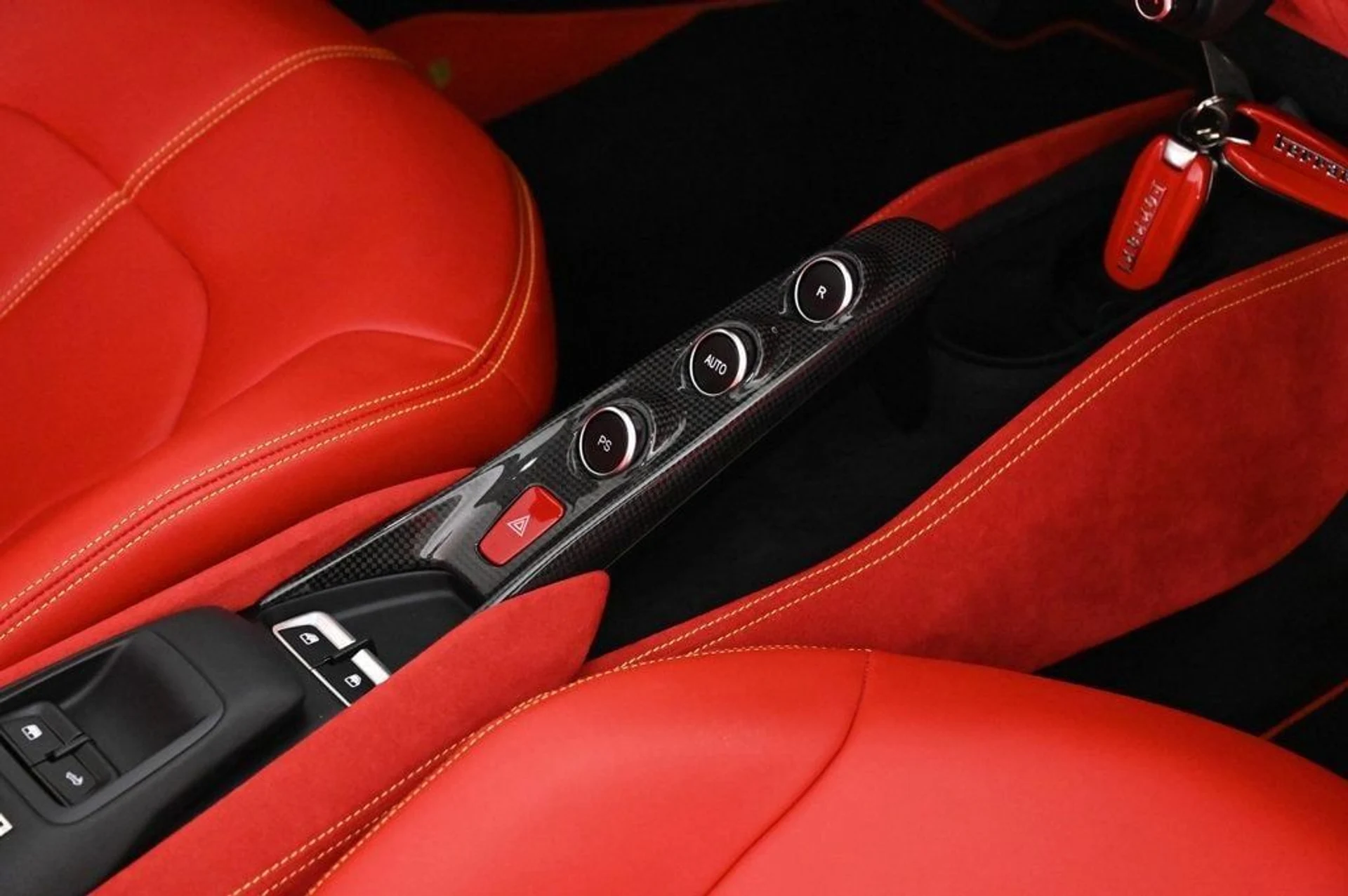 mph031_583362175_4707f387da234e67bfc4fd8db13ff97c_147d1d41d4