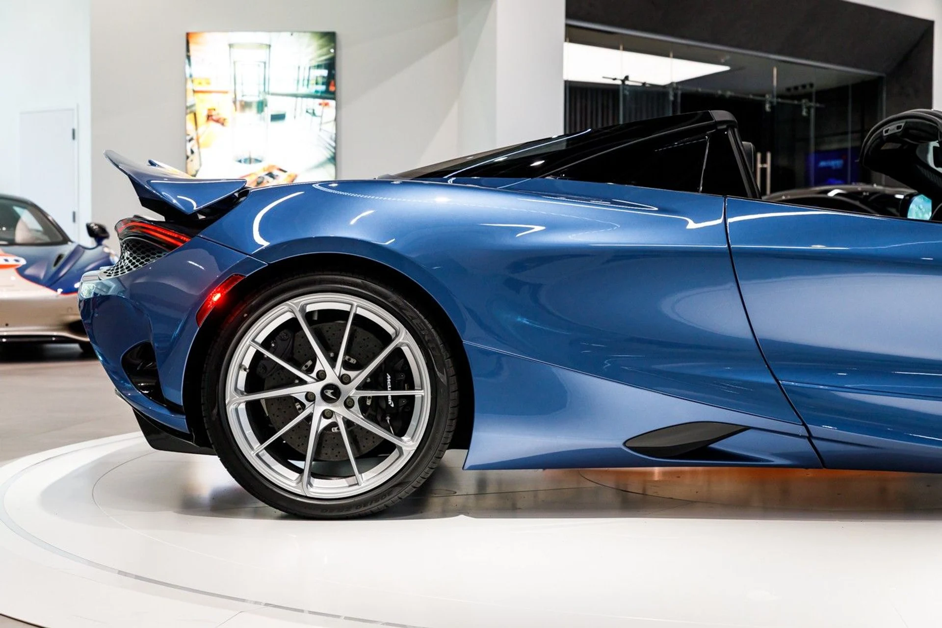 mph031_584557656_650_p32_l_04cbc380a6