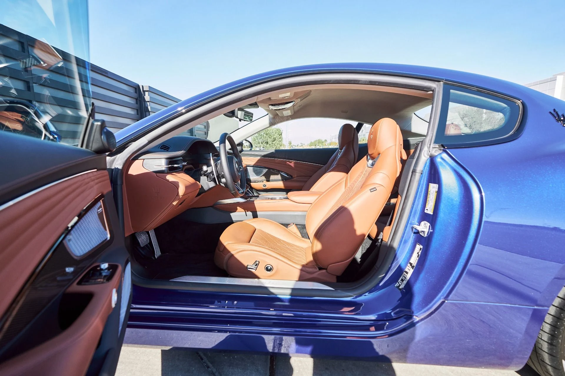 mph031_587224816_Used_2024_Maserati_Gran_Turismo_Modena_1764124058_37f67b4625