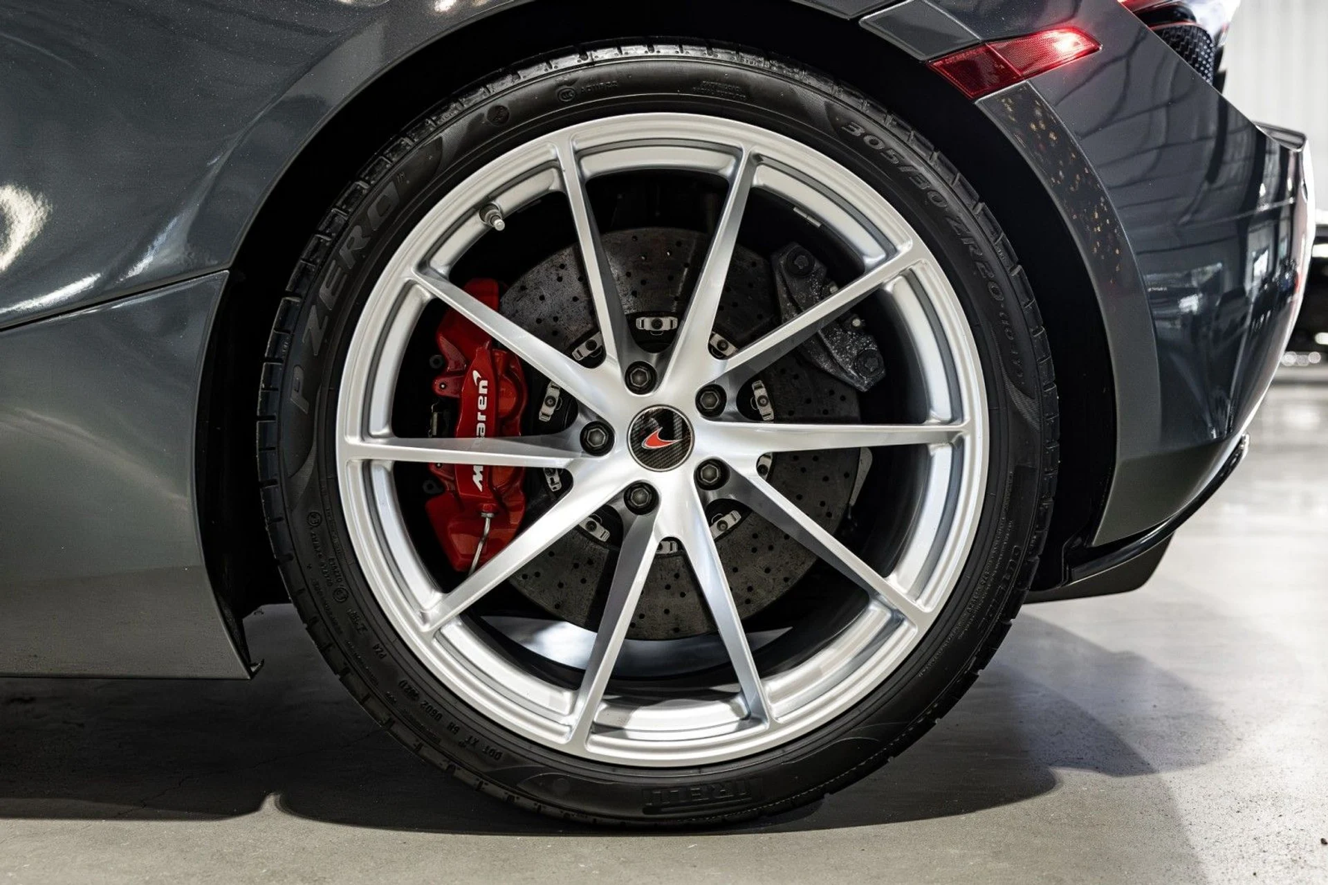 mph031_588680770_Rw_b70b97b9b0