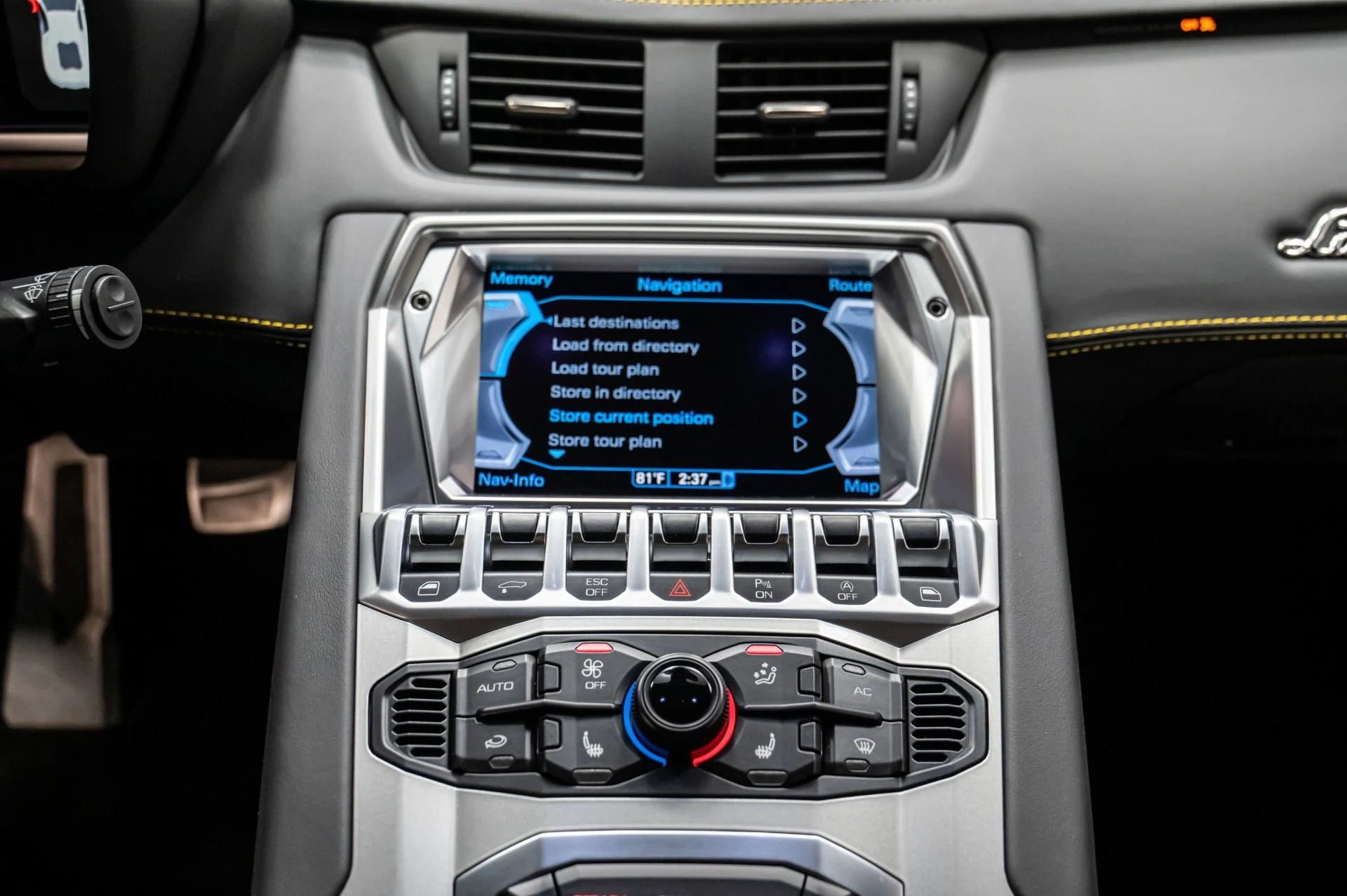 mph031_593126051_Used_2014_Lamborghini_Aventador_1769104446_b14be351d2