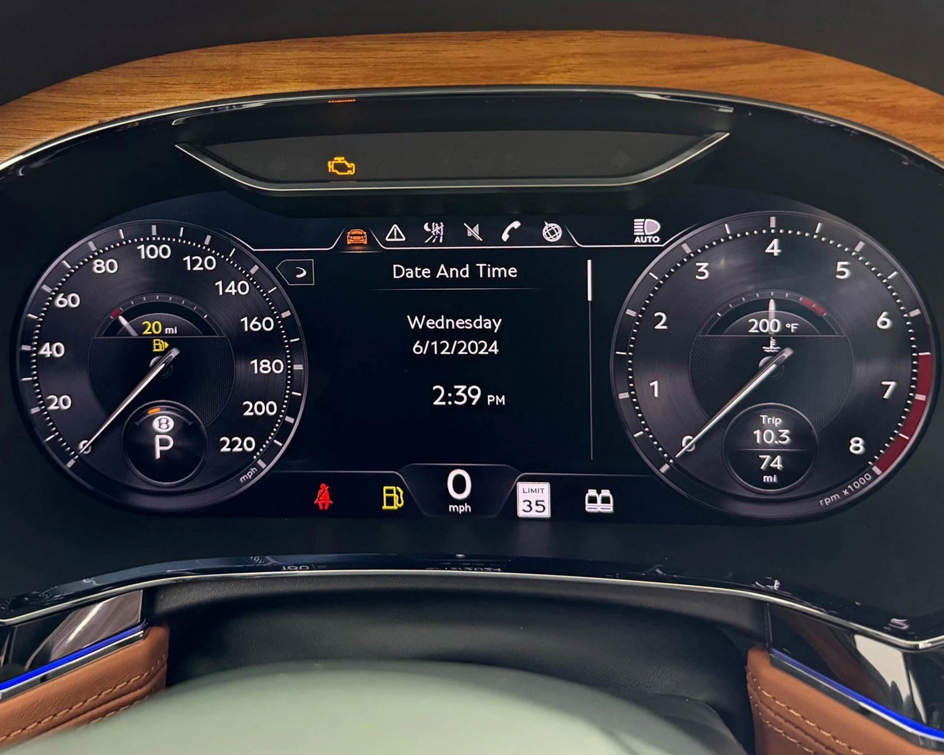 mph031_604397607_564d3e47ee06414a85b569290bb8cd49_55395c08db