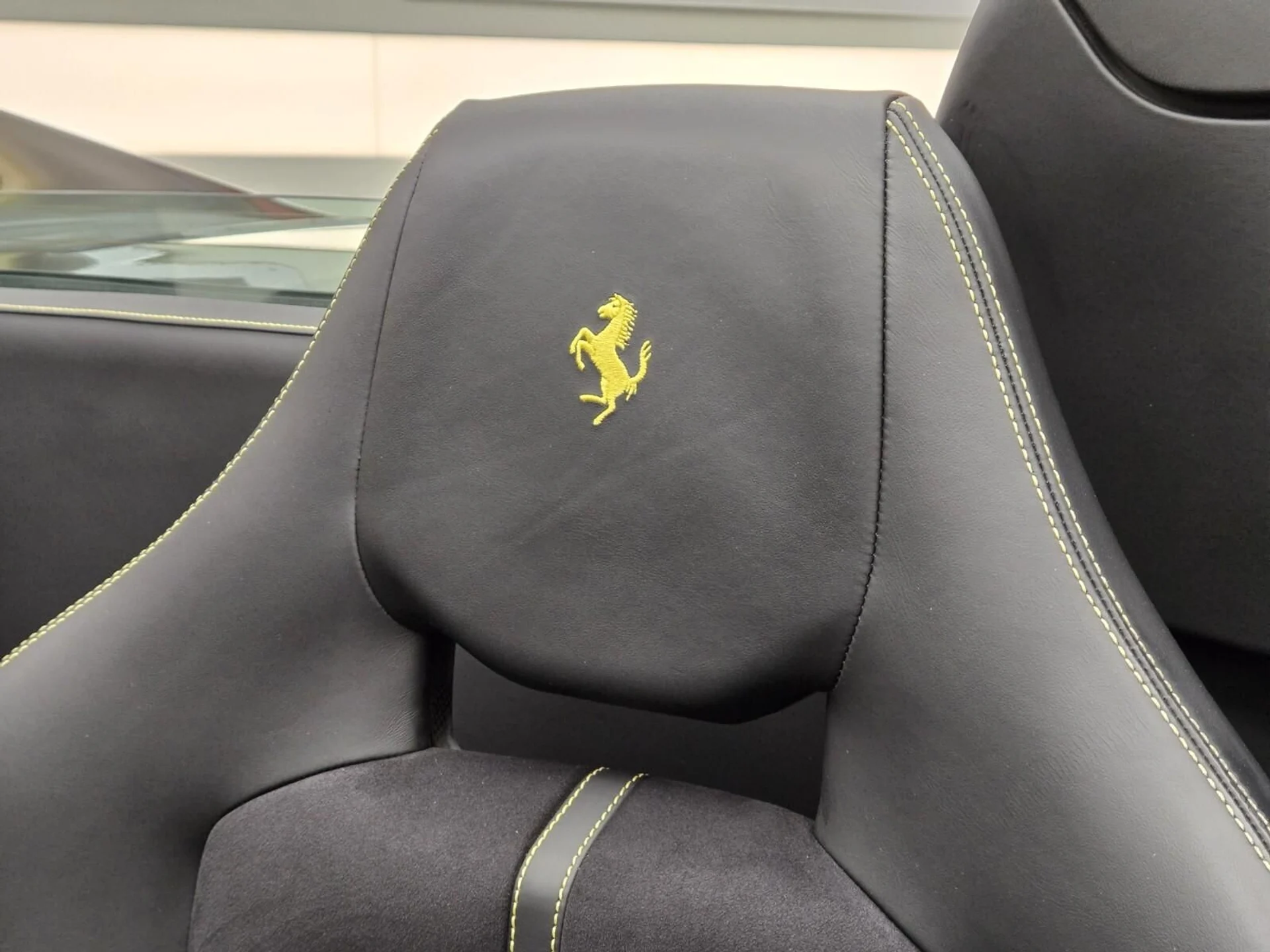 mph031_605354711_Used_2017_Ferrari_488_Spider_1755156528_d60352c6a9