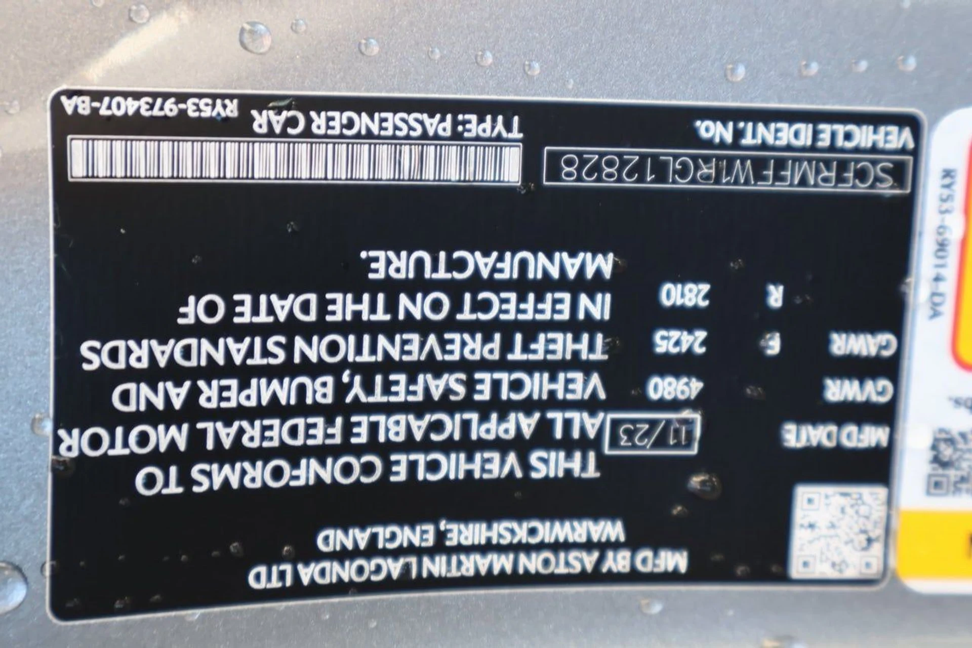 mph031_611964089_32_3088d234a5