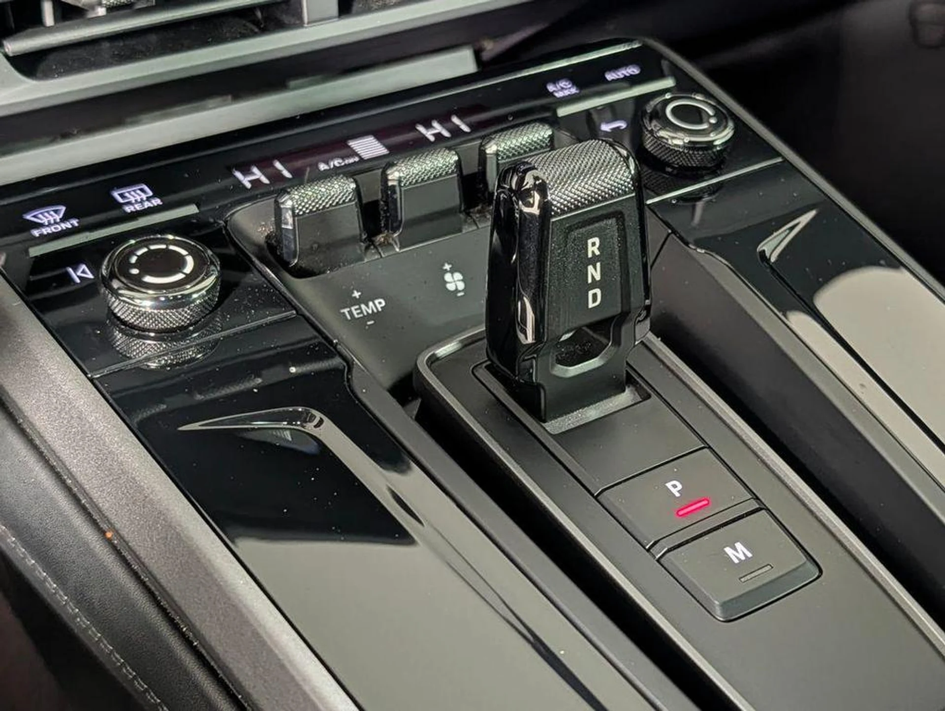 mph031_612370423_smh_Xq_Sd_ROU_1_R_uq_Mut_IKC_il_Yhg_4402eecfe4