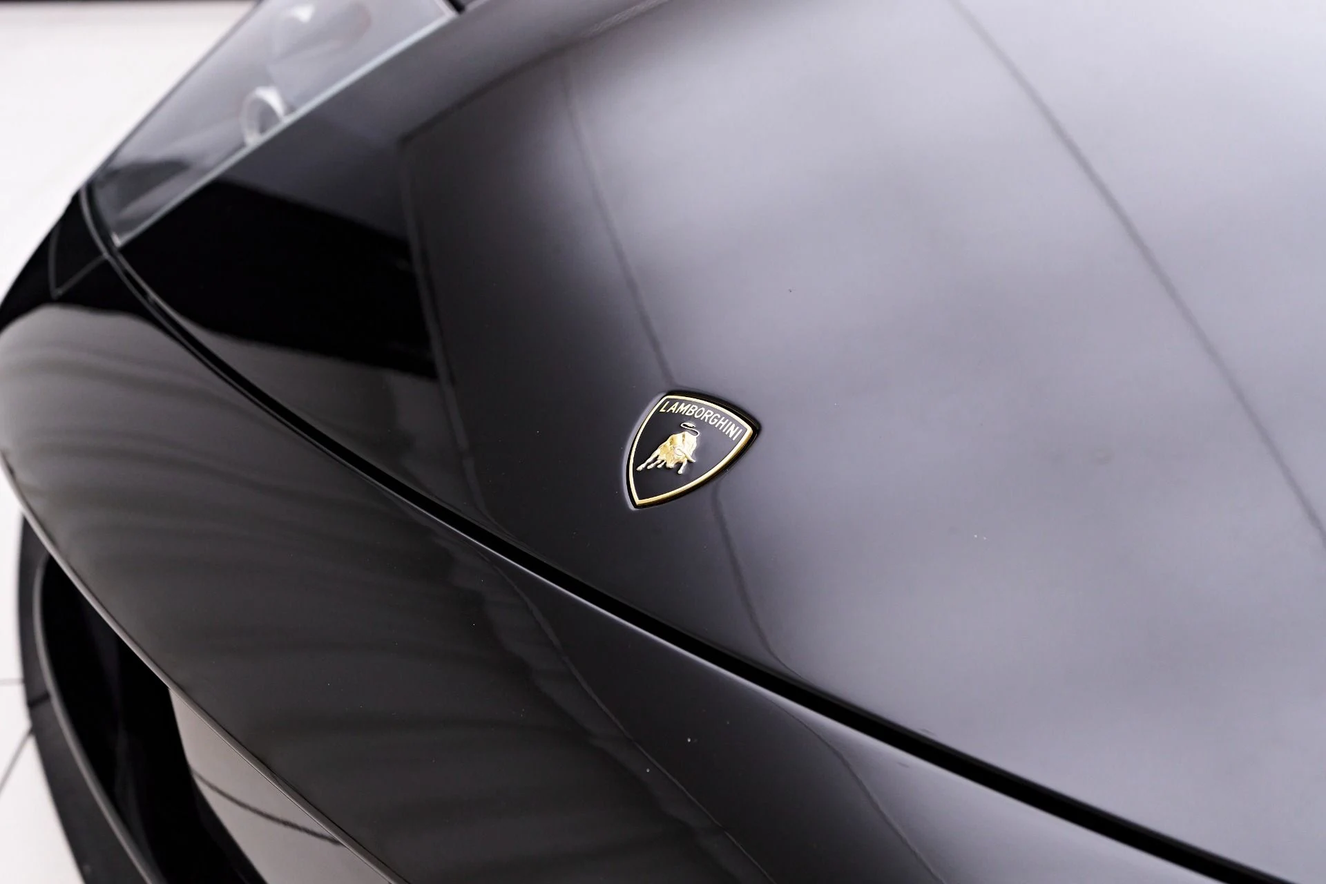 mph031_61519109_Used_2006_Lamborghini_Murcielago_Base_1753322496_1dab4ea38c