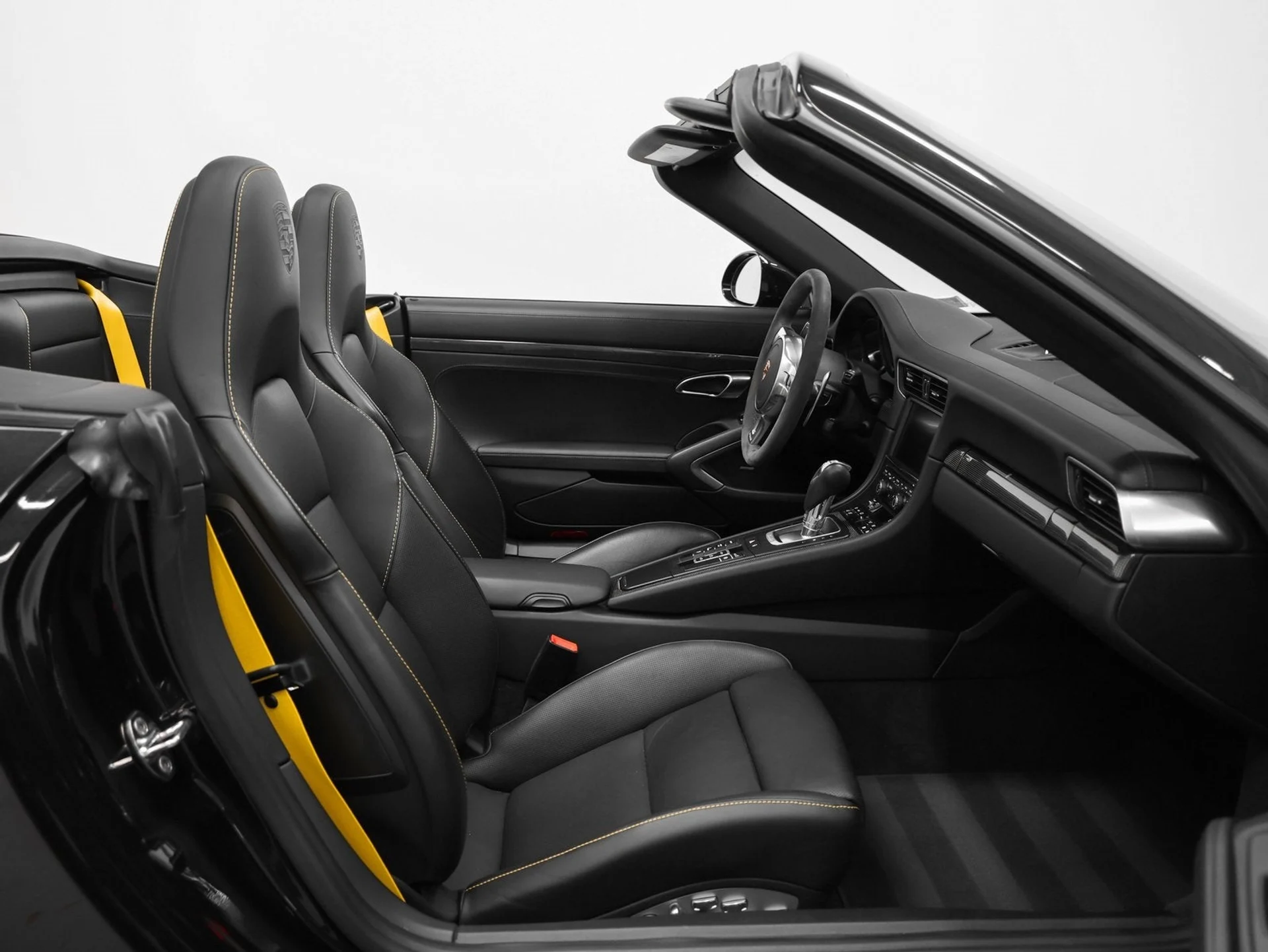 mph031_617120611_32_61d8b61c2d