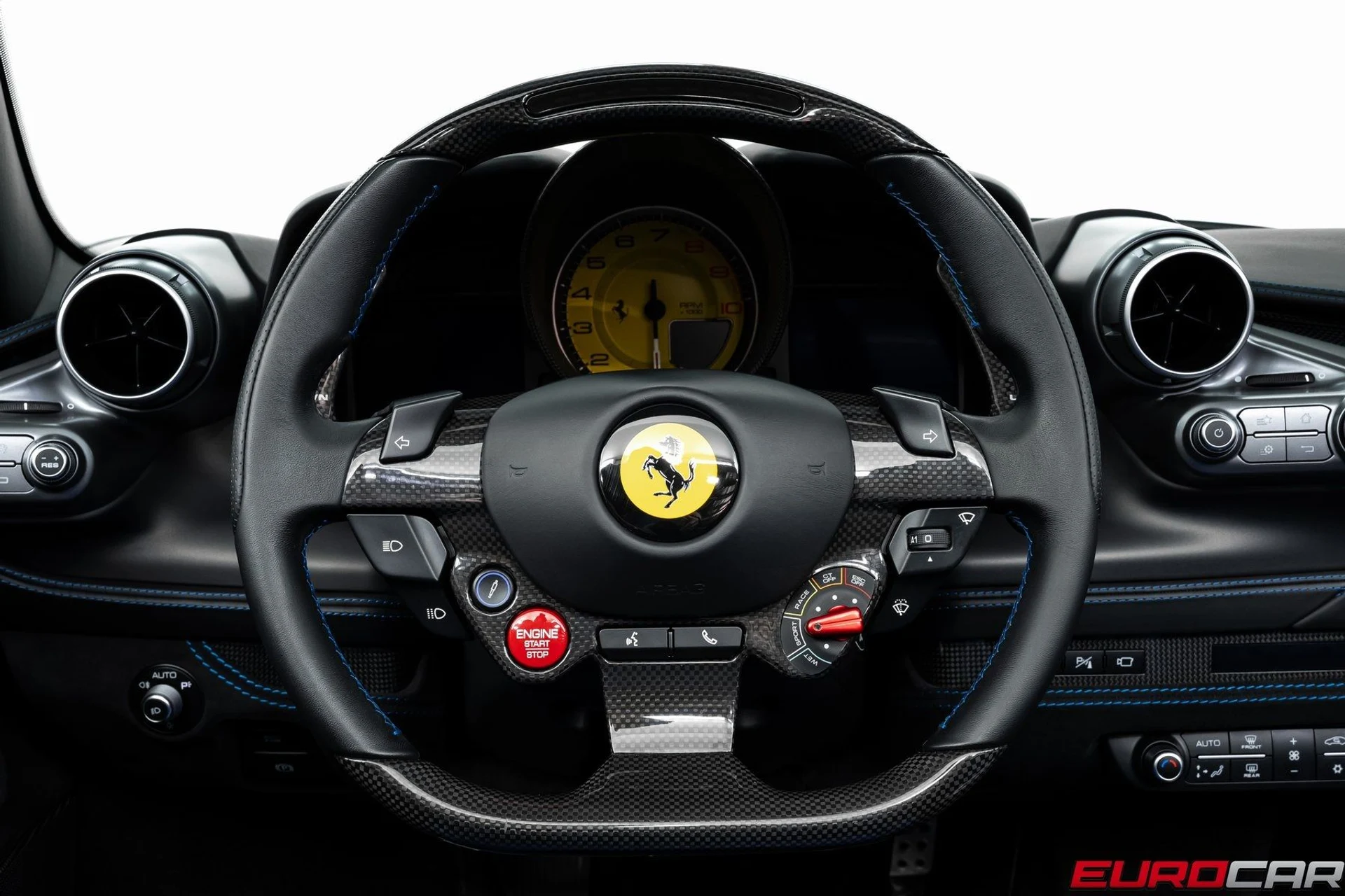 mph031_626957587_image_32_4b05e9abee