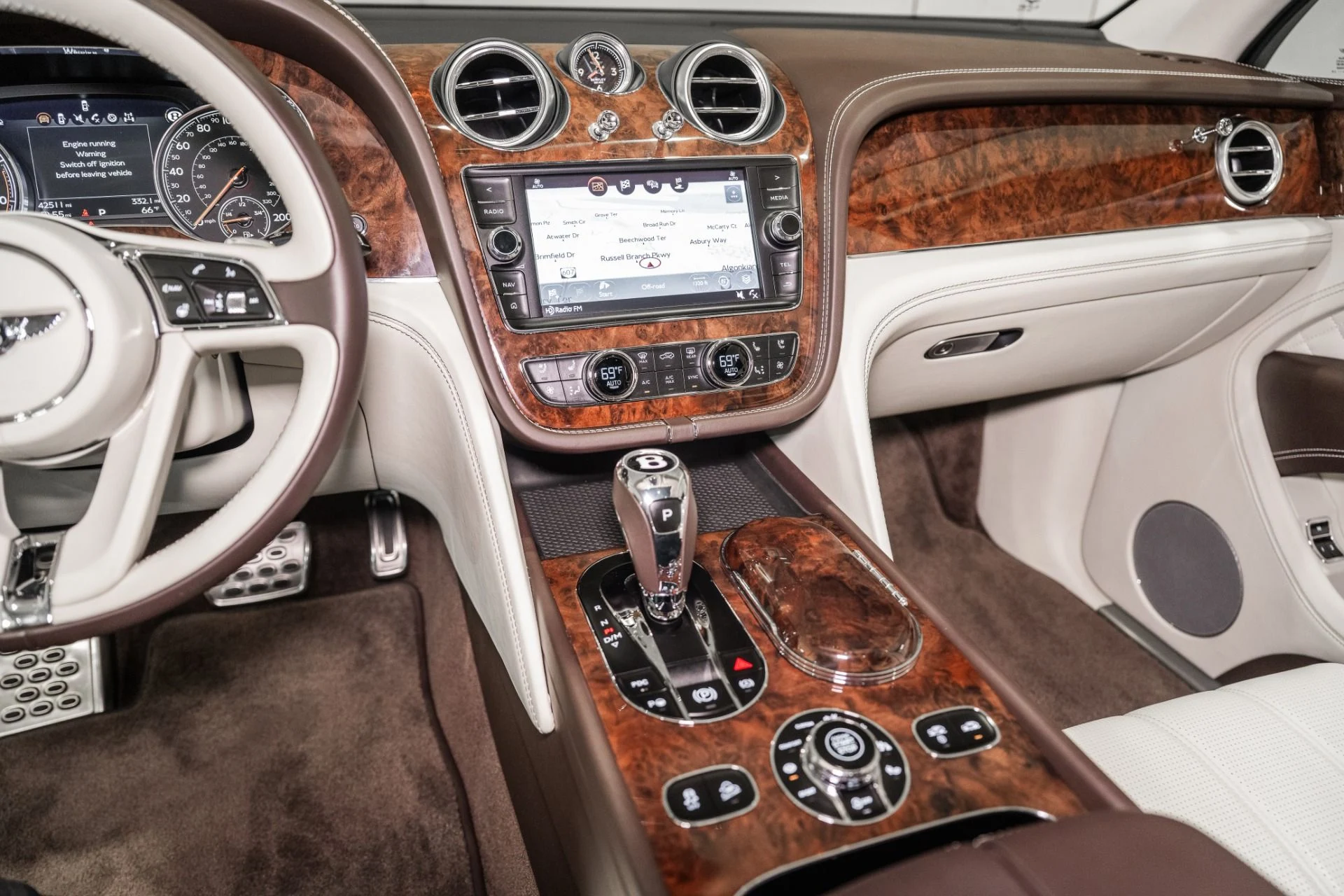 mph031_634475048_Used_2017_Bentley_Bentayga_W12_1791218079_1d48bdd067