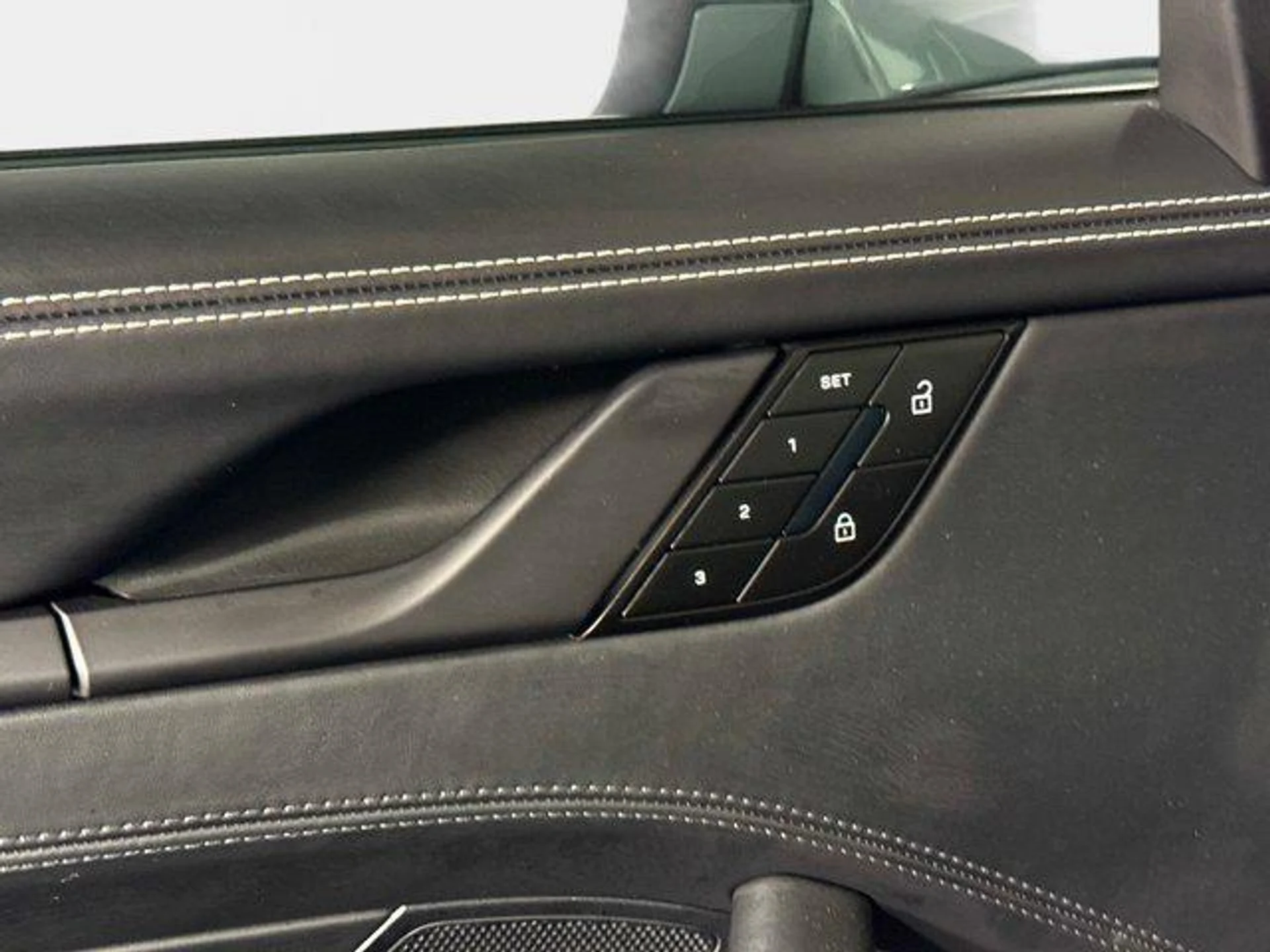 mph031_638240378_j_P1_Mq_ZN_Wk_A_Te_YEZ_Mjq_Ftw3l_W_Rf_Y_7fcd9d4efb