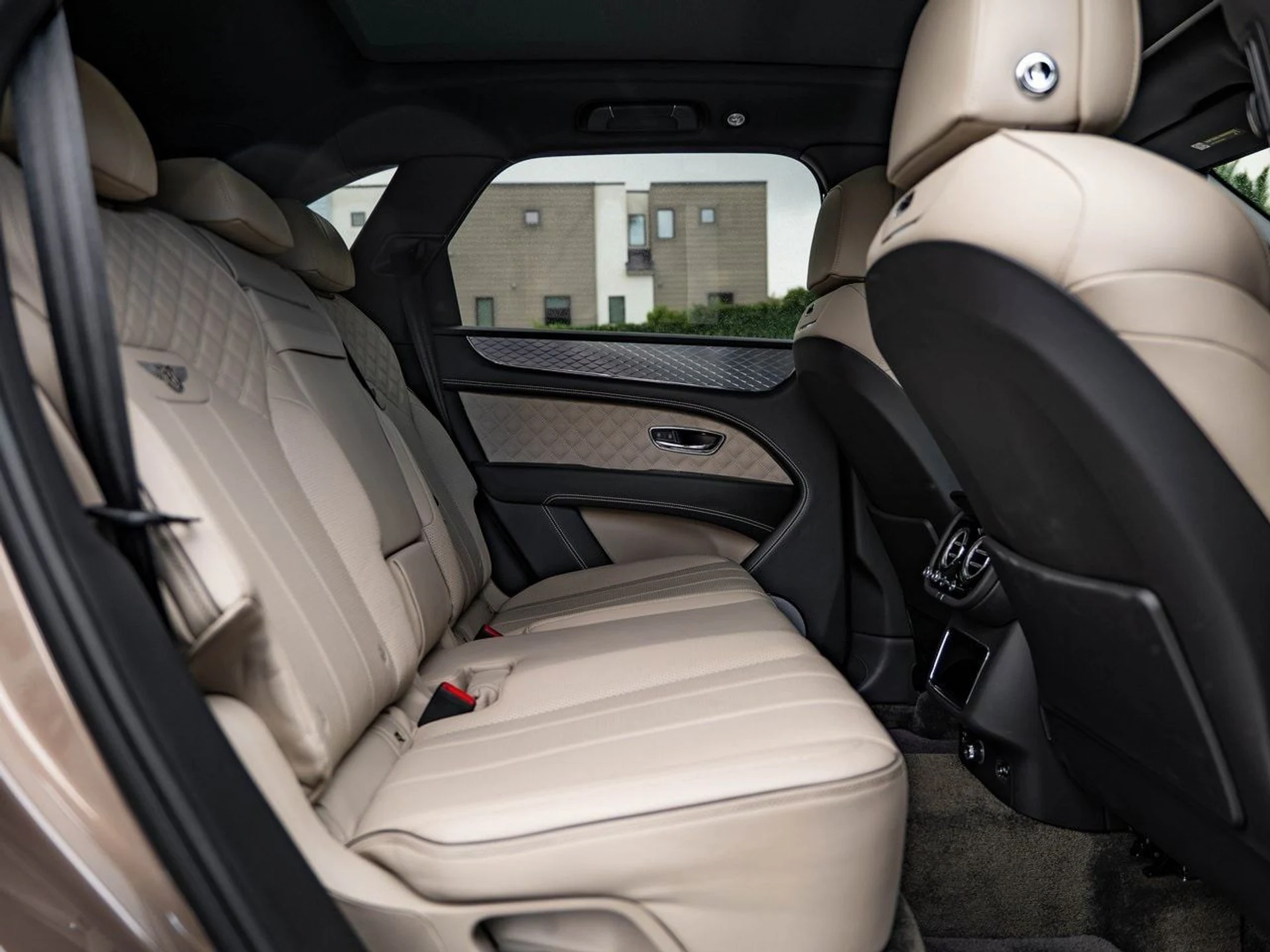 mph031_65113549_3b683b710b6b241d3d7acc2e7e692439x_69b02587b8