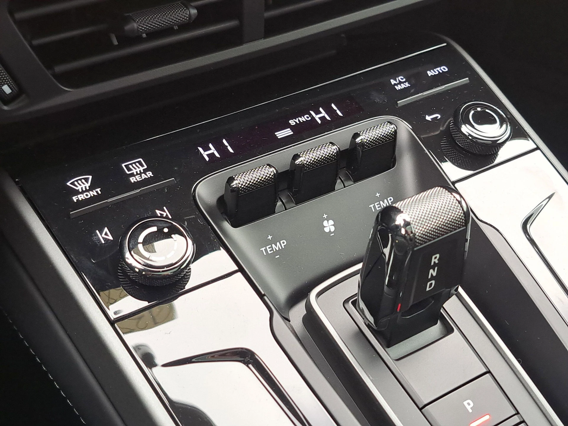 mph031_652575756_e57a8abd108342014c863097304efb1cx_e592a8fc28