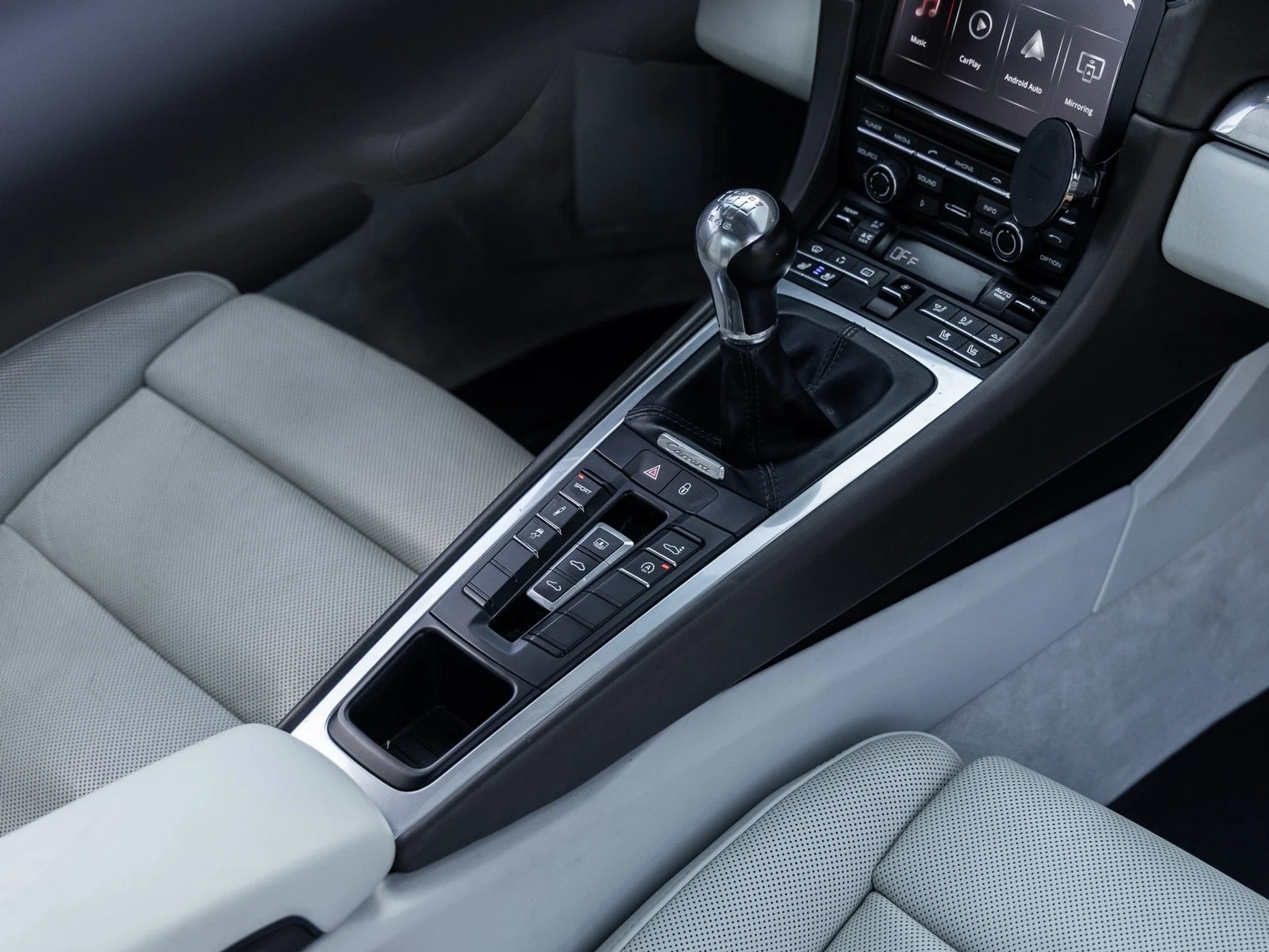 mph031_652822451_32_55859c439e