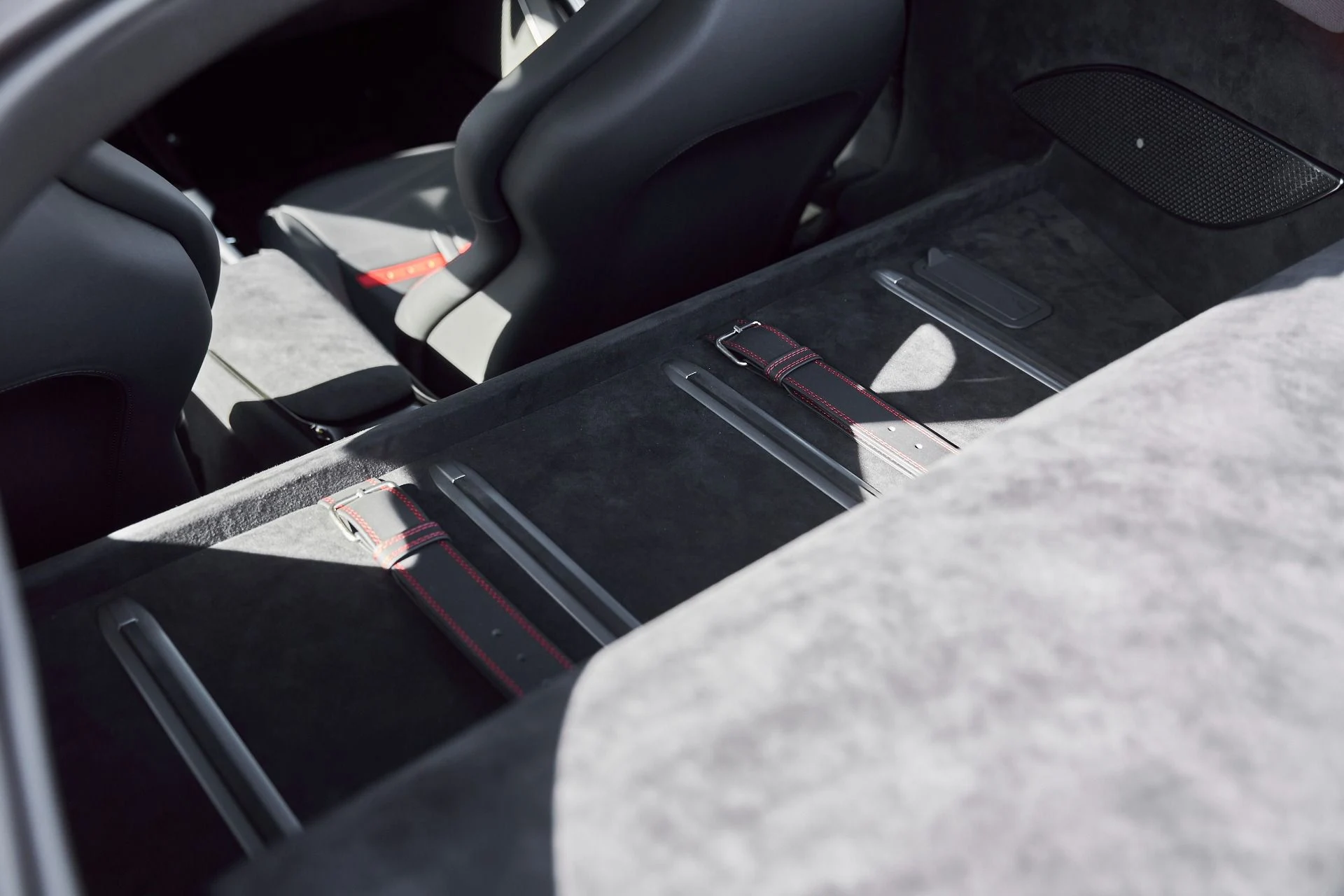 mph031_664629194_Used_2025_Ferrari_12_Cilindri_1769824794_9e026d98c9