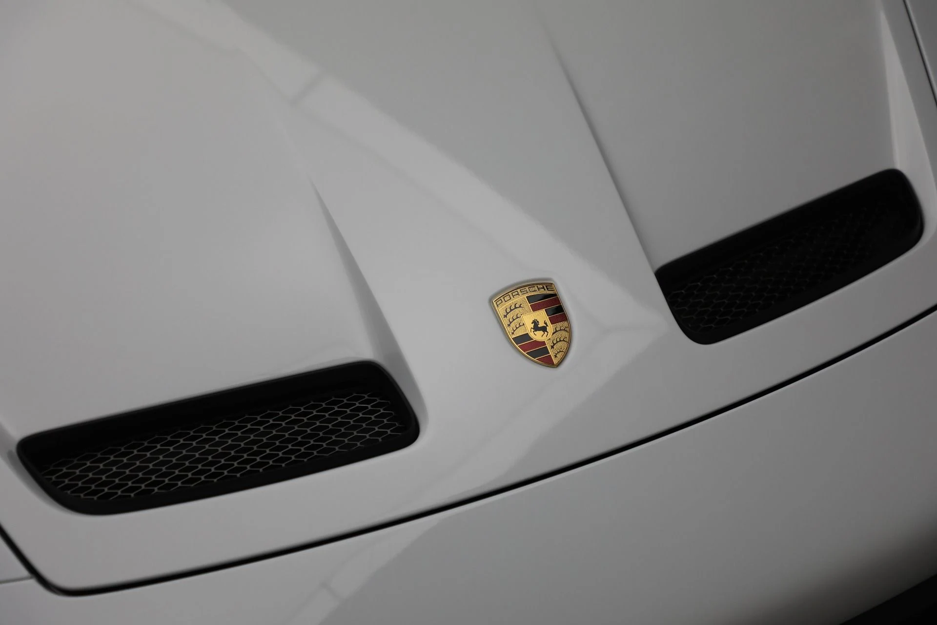mph031_66923549_Used_2022_Porsche_911_GT_3_f69dea636a