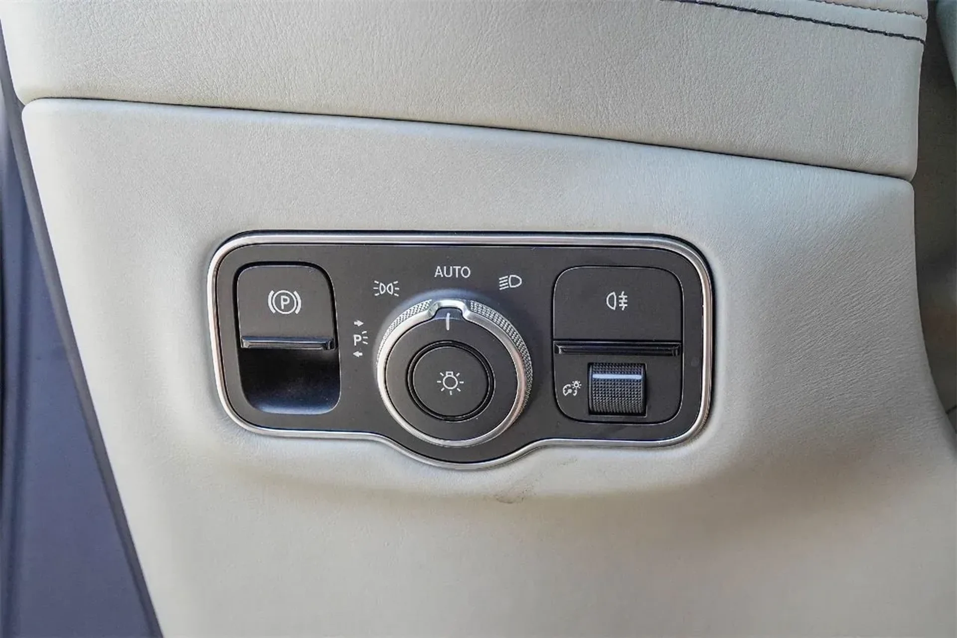 mph031_669995681_d2728ef3261b455db7f42d109bd9fadf_2844b949ce