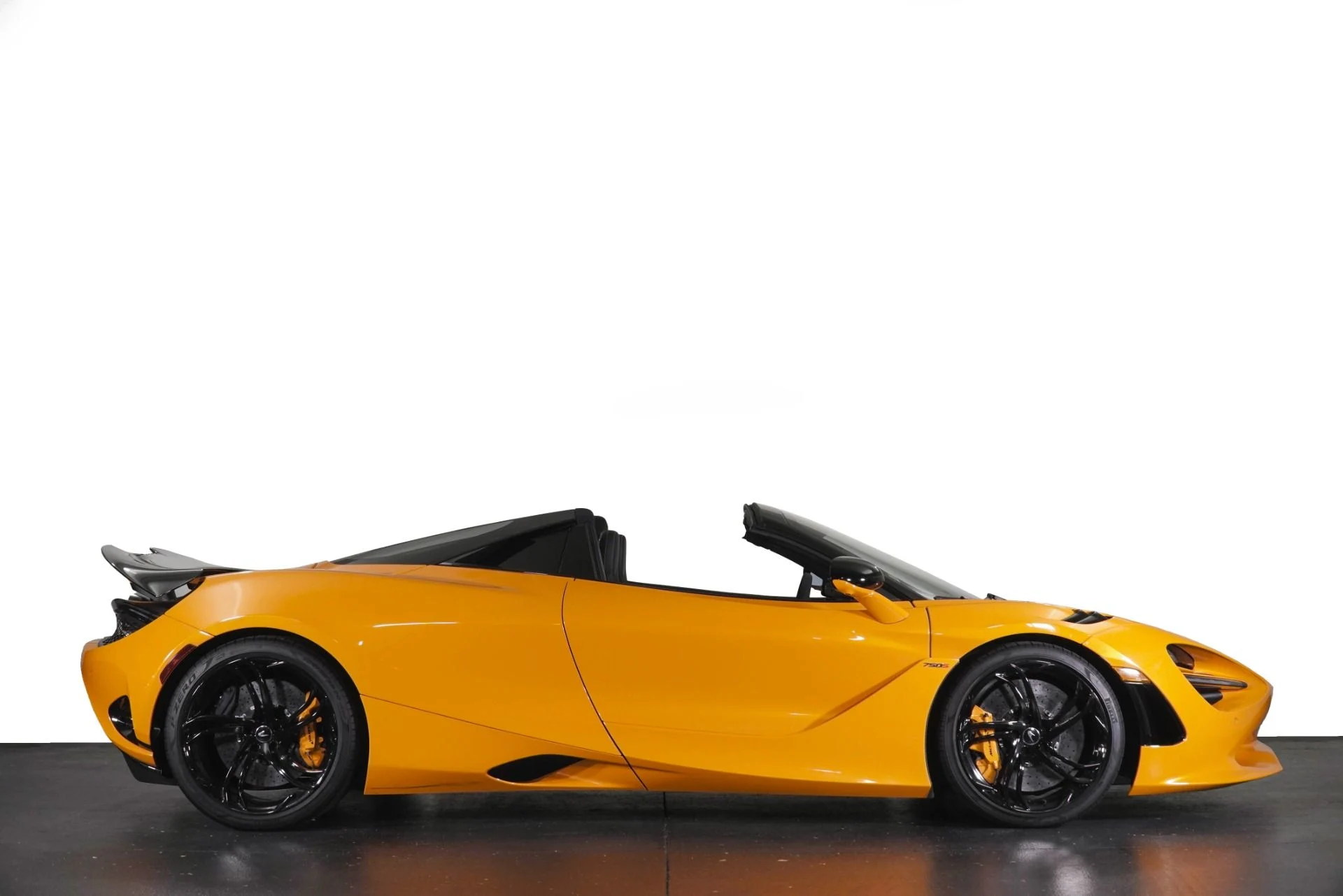 mph031_673697125_Used_2024_Mc_Laren_750_S_1788650264_a30066b120