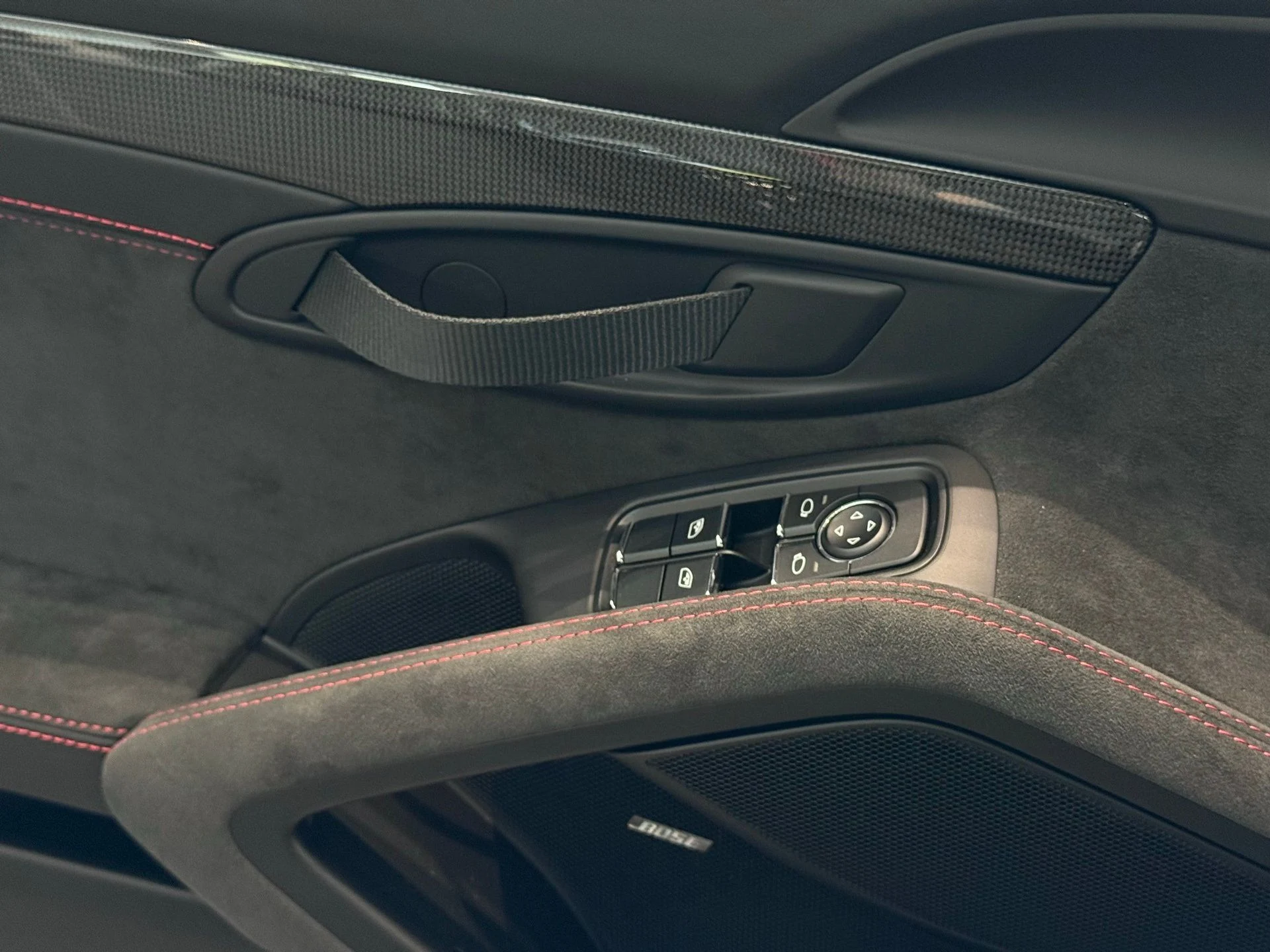 mph031_681328708_4c1f7f36adffb3e68b6f720dd334b5b0_ff1a1b1007