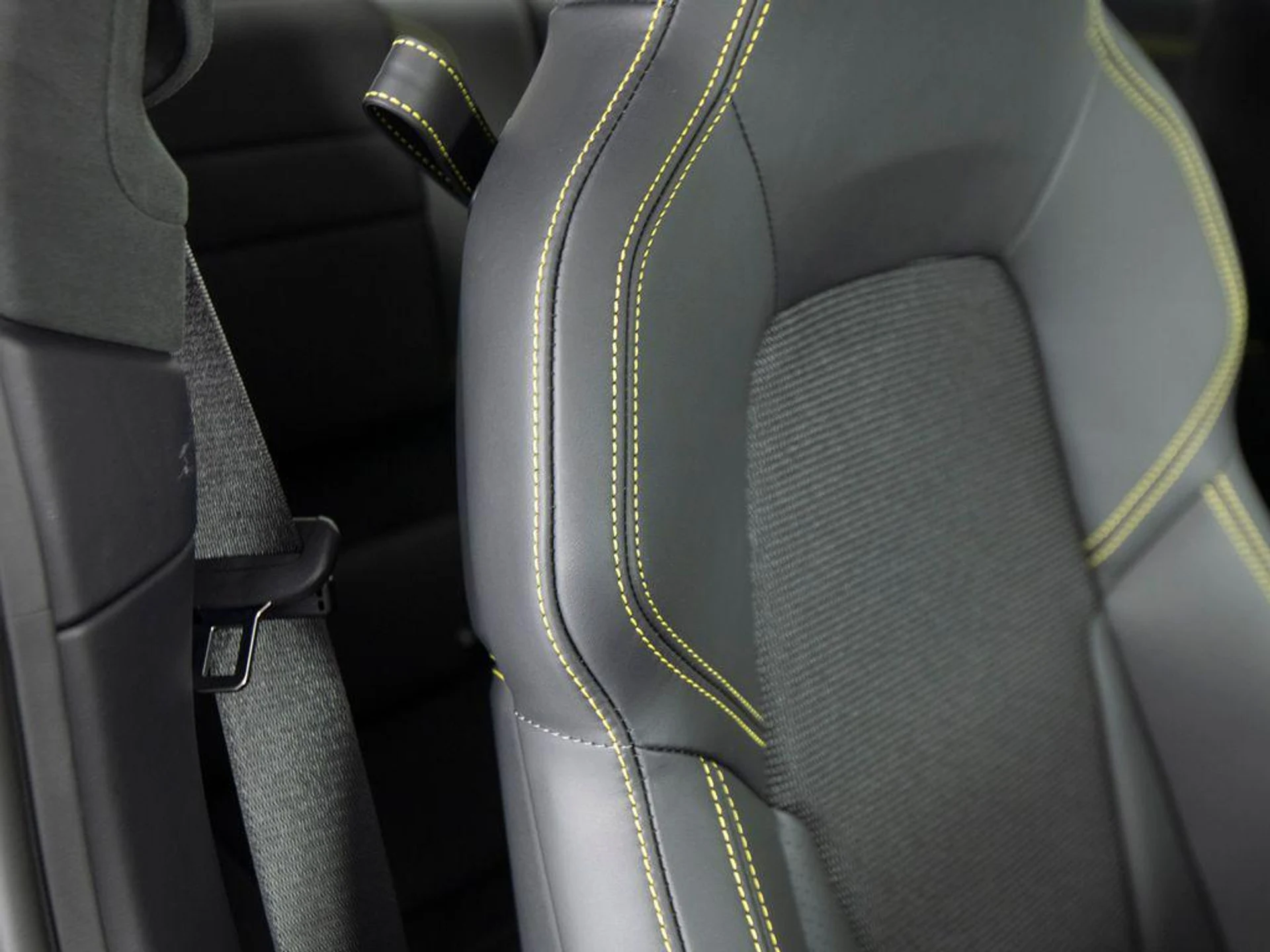 mph031_684014832_xt_y5_O6_L_Boglg_N_Zn_H9u_Vx_U_Dyng_50212df6fe