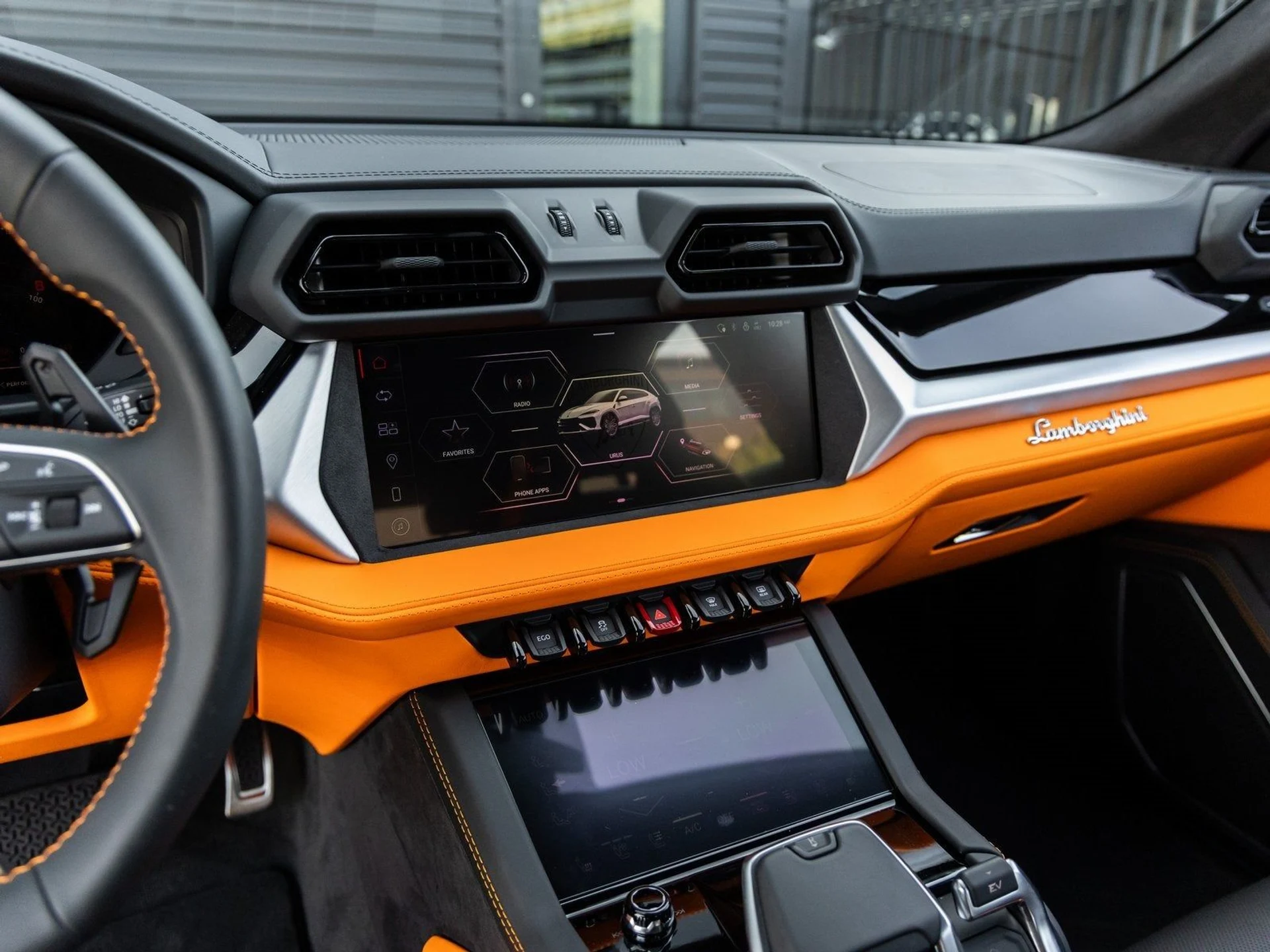 mph031_684175678_32_b5d145d66d