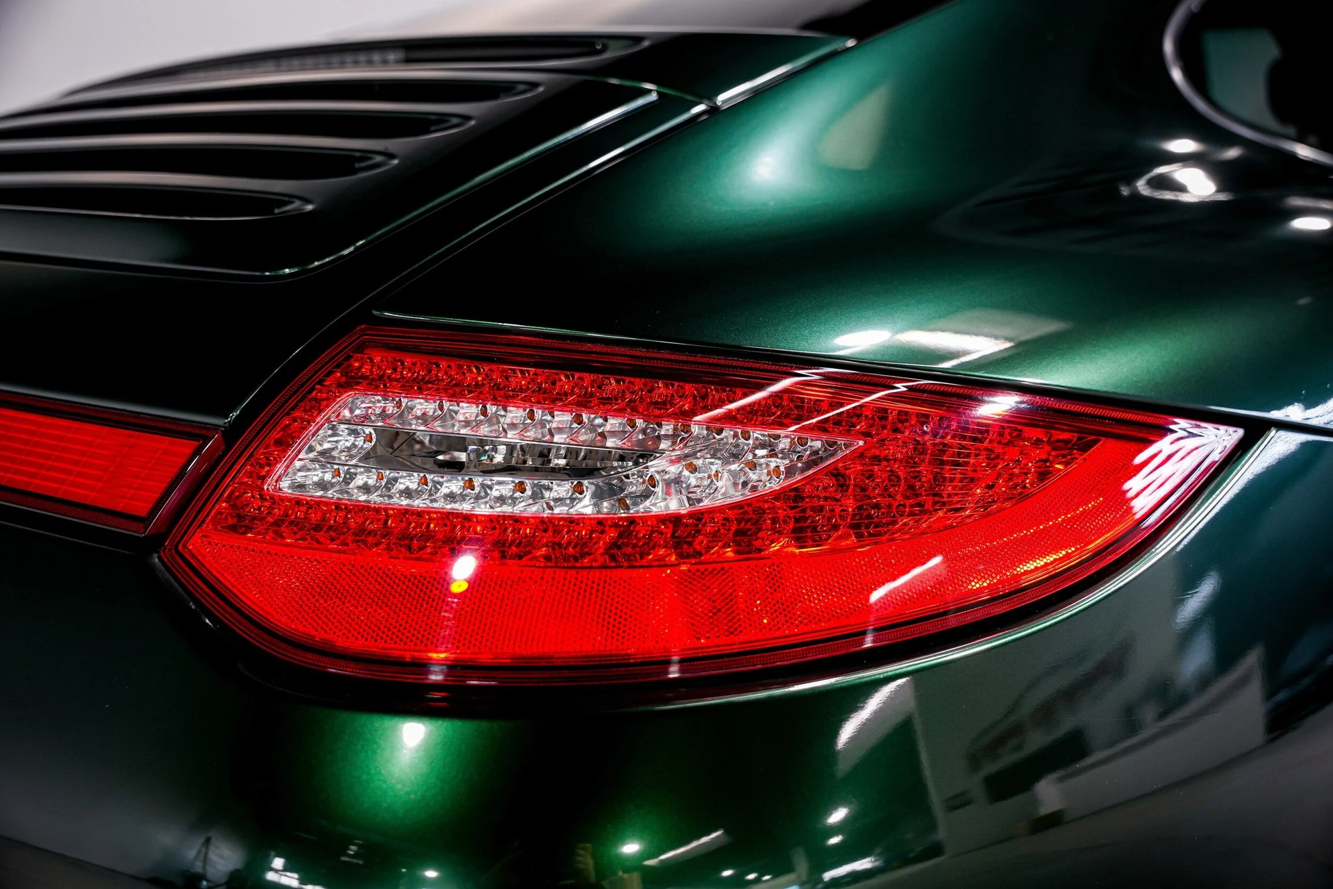 mph031_685046982_9767a410bf17542b5c30a7b1f45dc696x_09b9f1441a