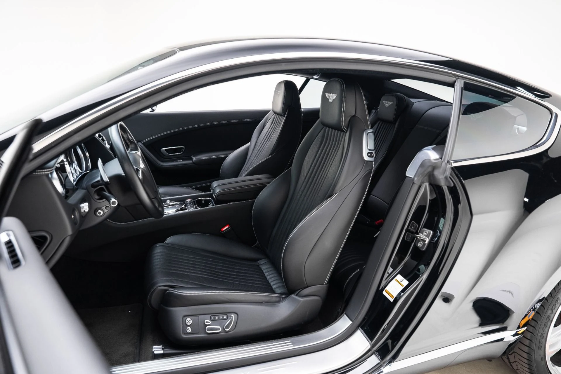 mph031_686105459_Used_2017_Bentley_Continental_GT_V8_1768413684_1c8a2d2dbc