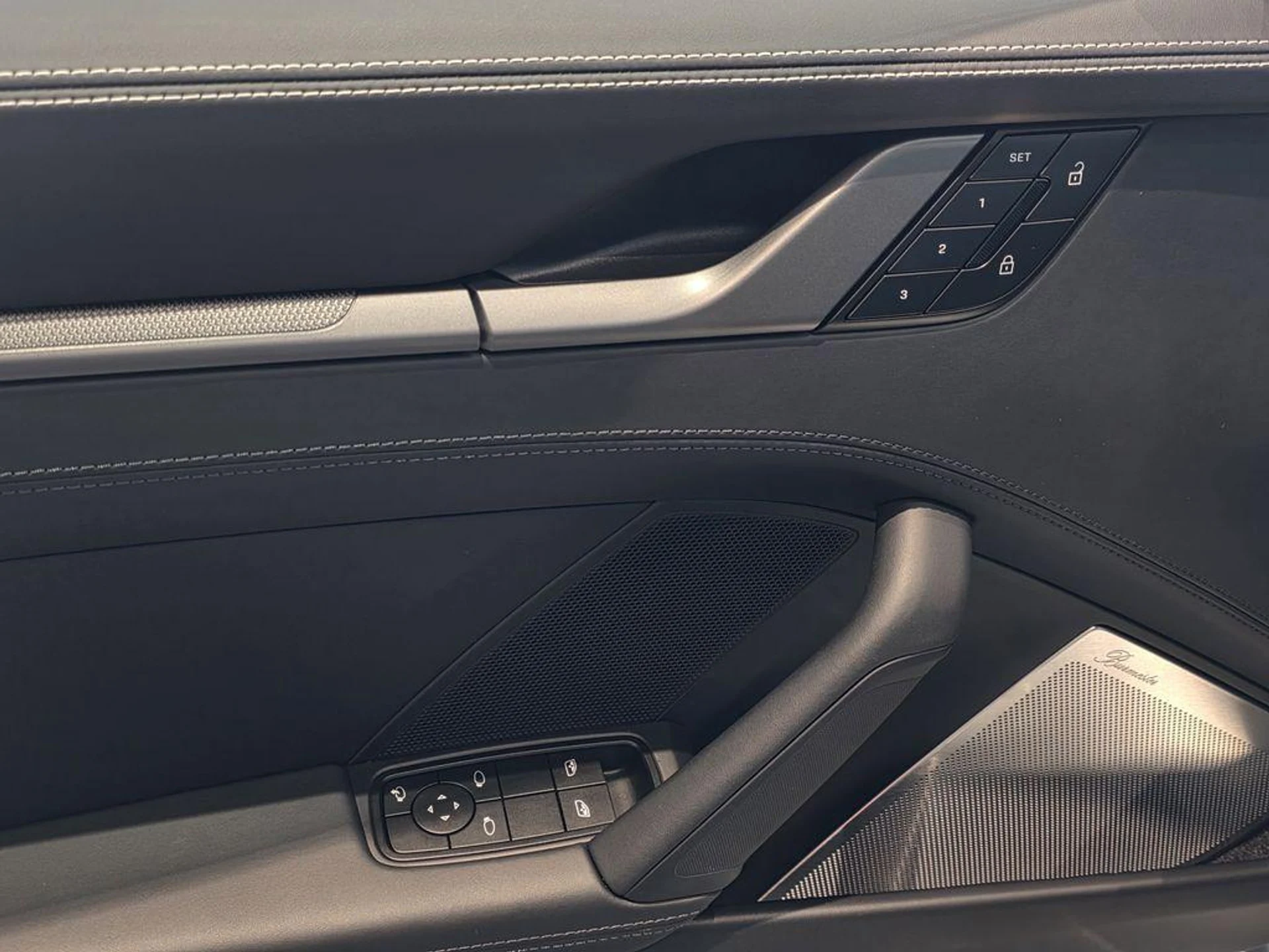 mph031_686435957_Q_Zt_Md_F_Ofwk_TBOA_8_NVZ_jx_q3_Z1_U_8ffe91de5f