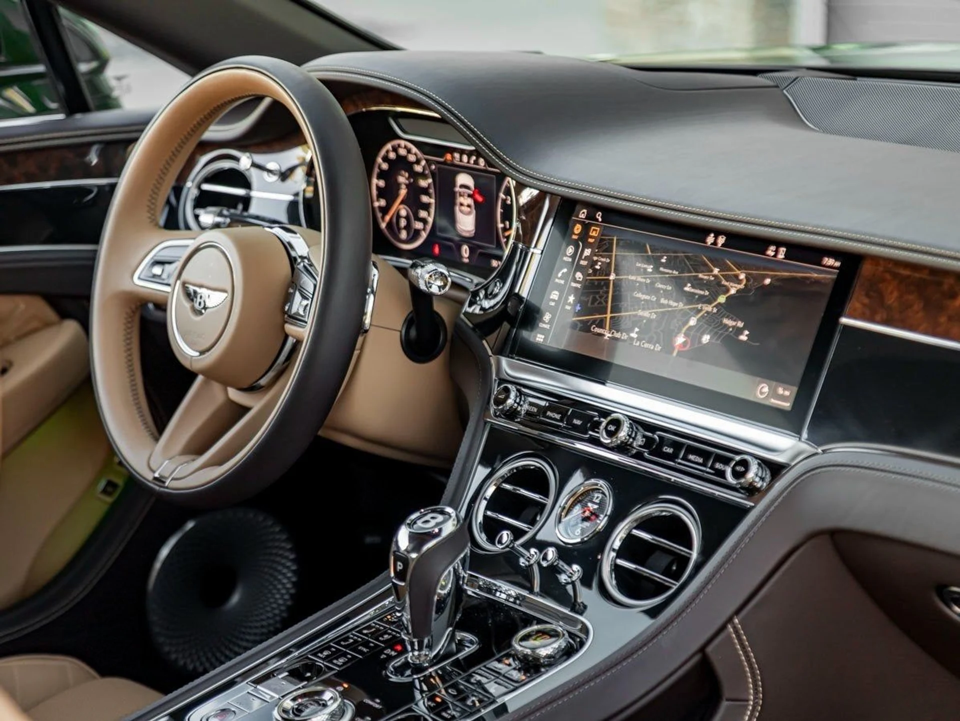 mph031_690471980_32_56160d2286