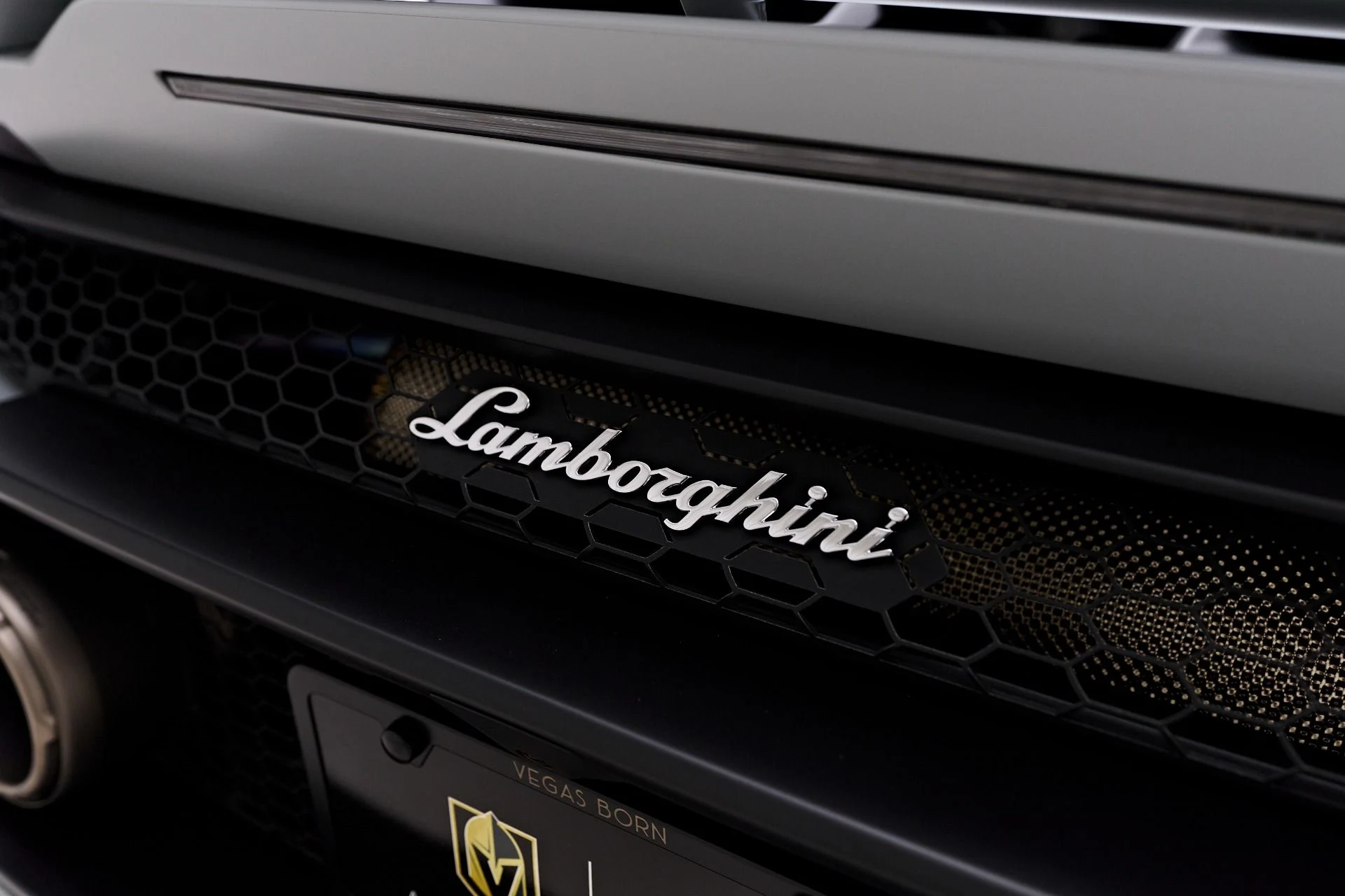 mph031_692089611_Used_2021_Lamborghini_Huracan_EVO_Base_1754524536_096ebdd374