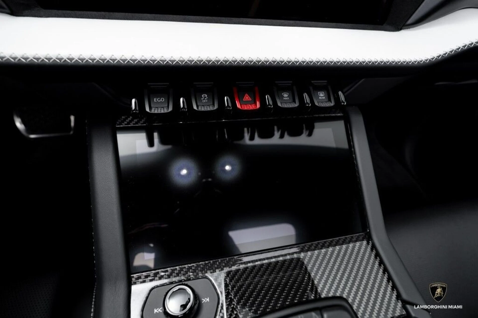 mph031_693299908_6a0e0a65531a66256afa823108f3b6c6_2067775c14