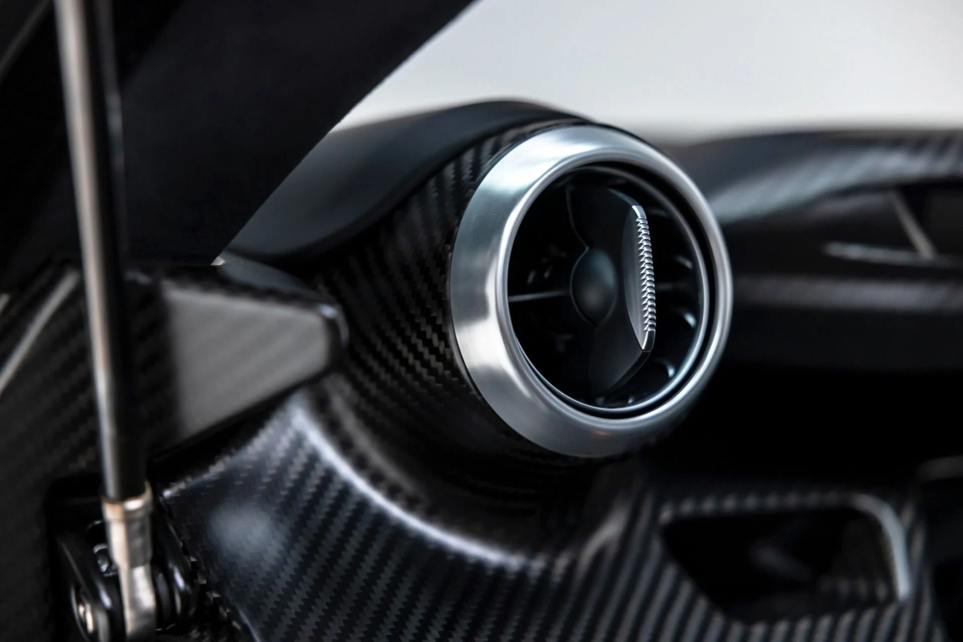 mph031_697807566_13122_p32_l_83de19910d