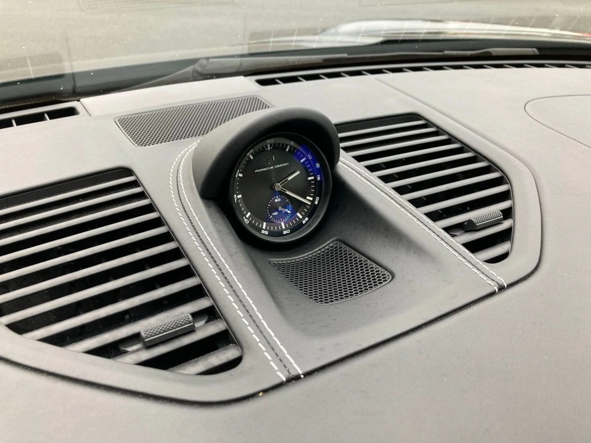 mph031_704694_d143f94da7836ba79084e7eeb3688c4c_65dc77ada8