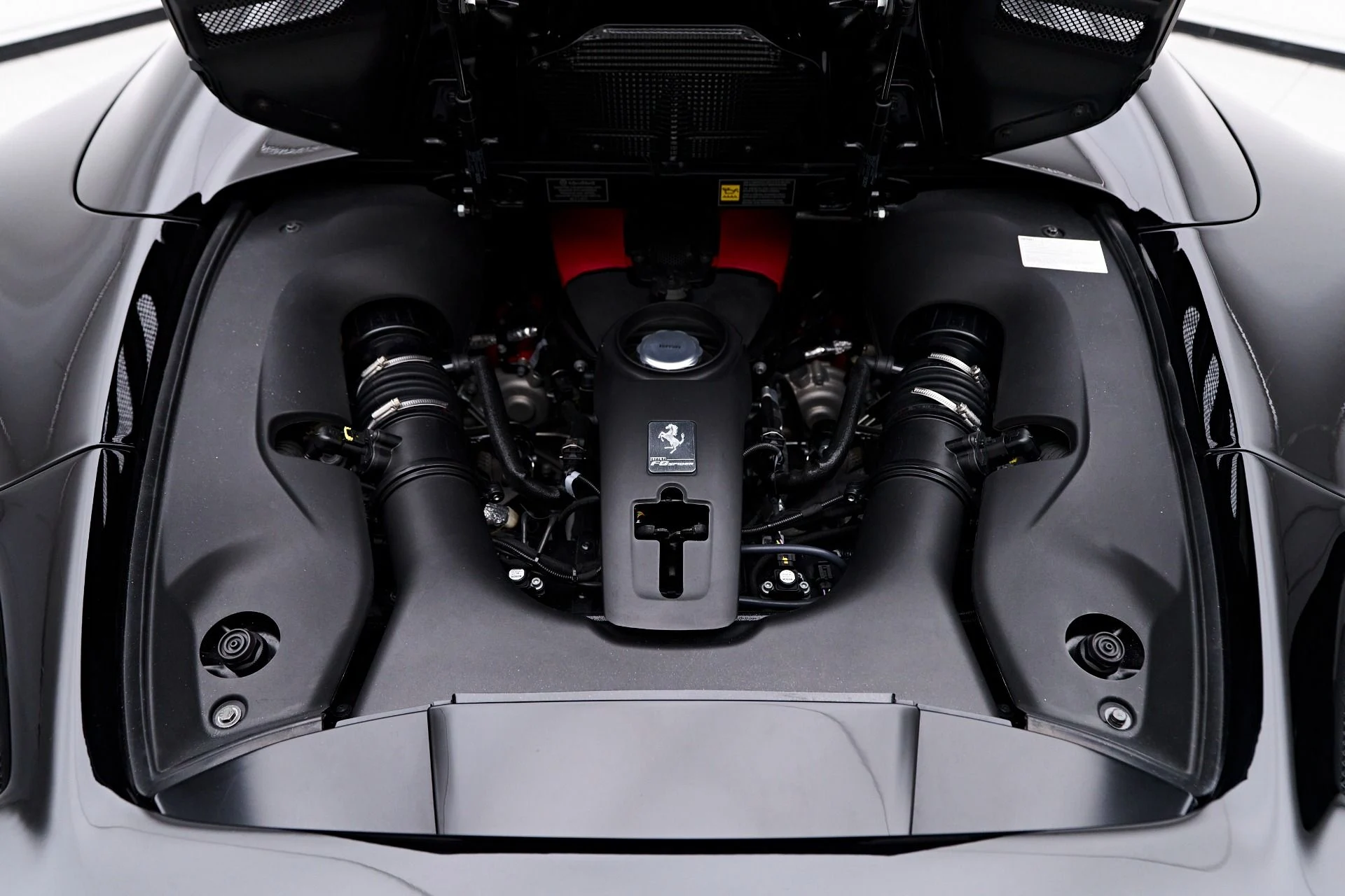 mph031_710185341_Used_2022_Ferrari_F8_Spider_Base_1757638631_1276088083