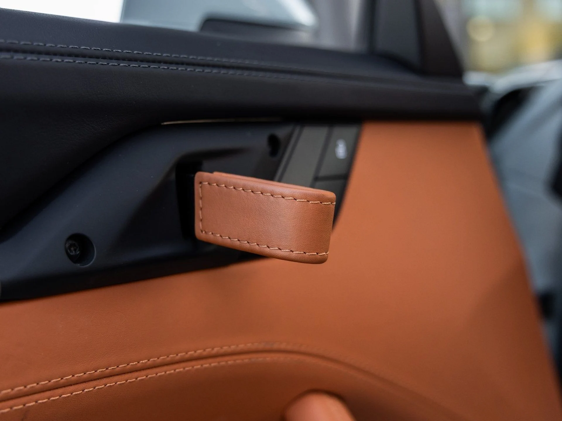 mph031_712235823_32_d87a615ce1