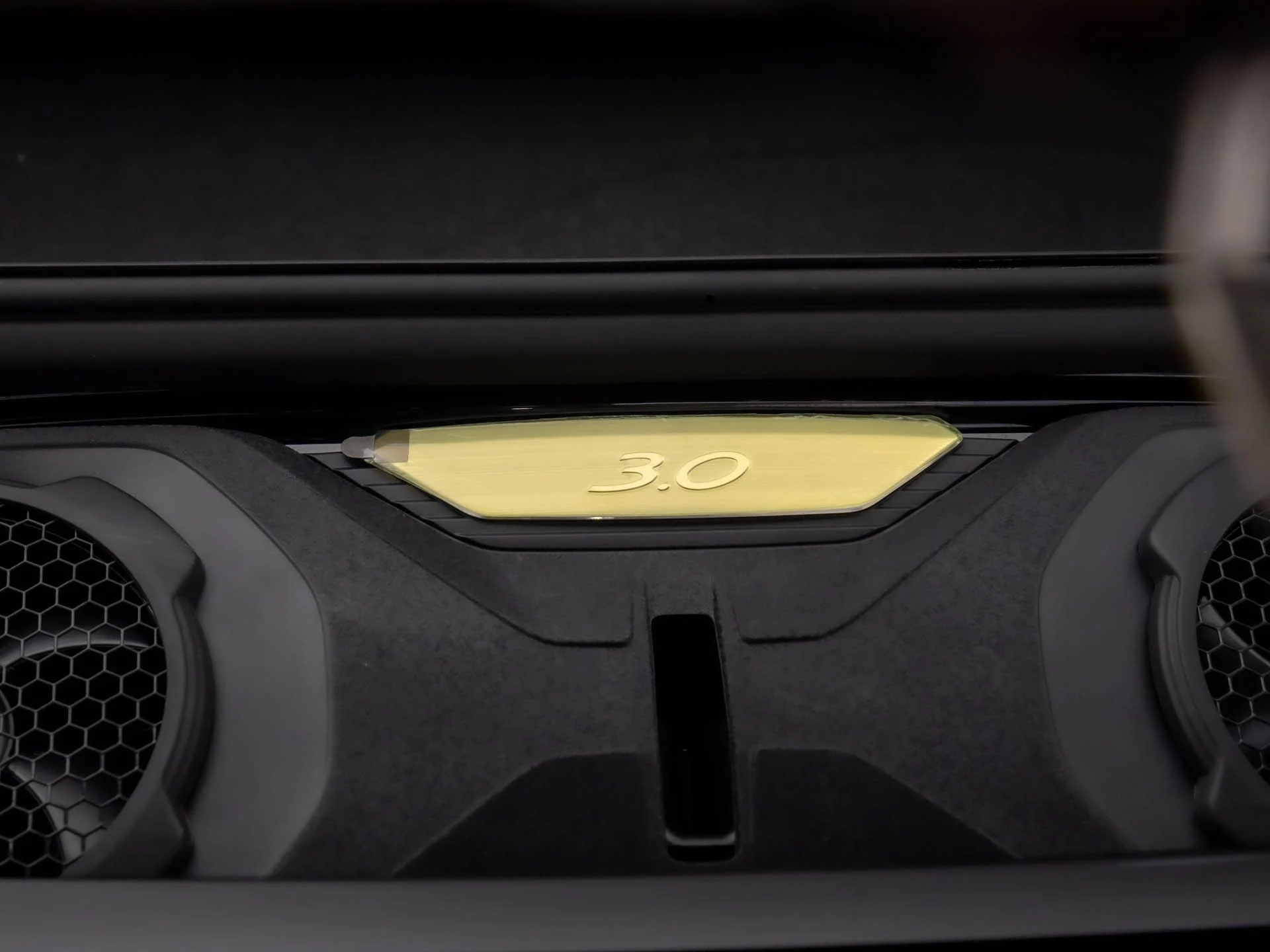 mph031_712431378_f631d6b5aeecde3ac8d9971e24fe7474x_f6748c29fe