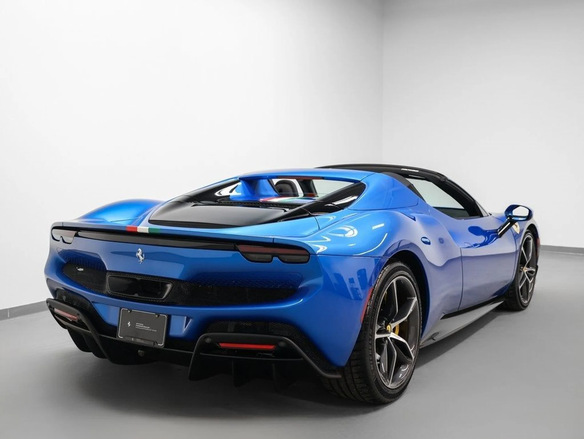 mph031_715618068_32_91878b9f75